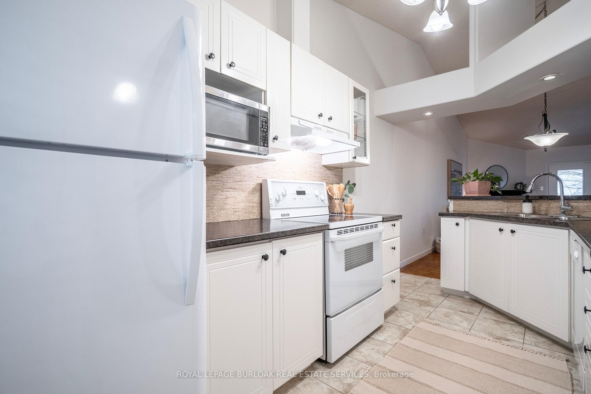 Photo 4 of Unit 3, 2774 King Street E, Hamilton, Gershome — HOMEH