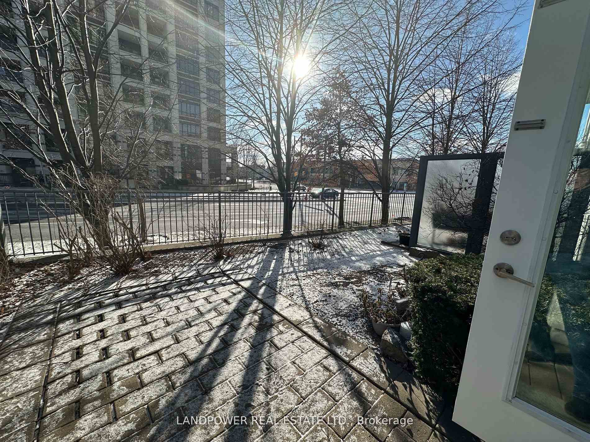 Photo 3 of Unit 101, 75 South Town Centre Boulevard, Markham, Unionville — HOMEH