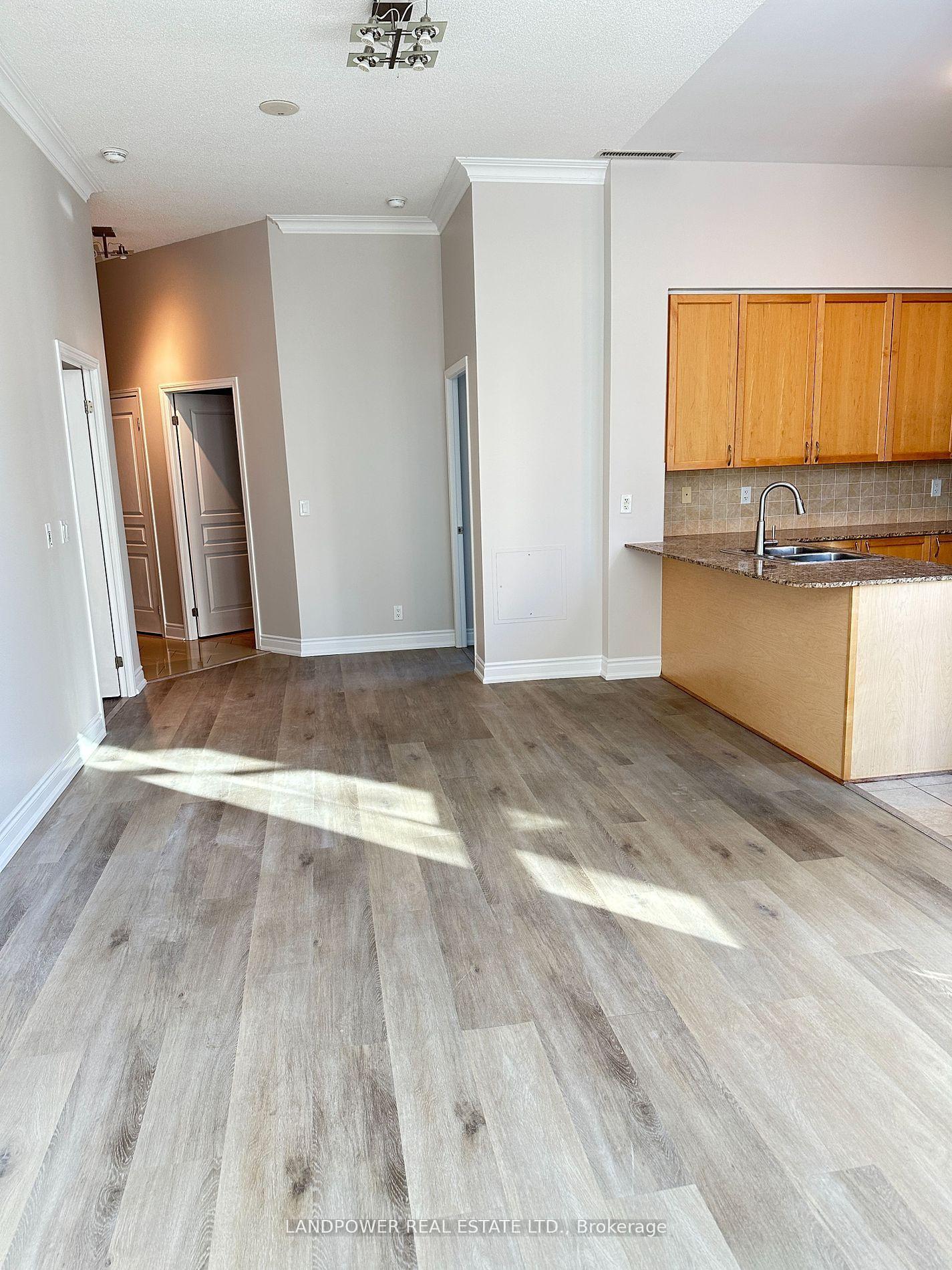 Photo 7 of Unit 101, 75 South Town Centre Boulevard, Markham, Unionville — HOMEH