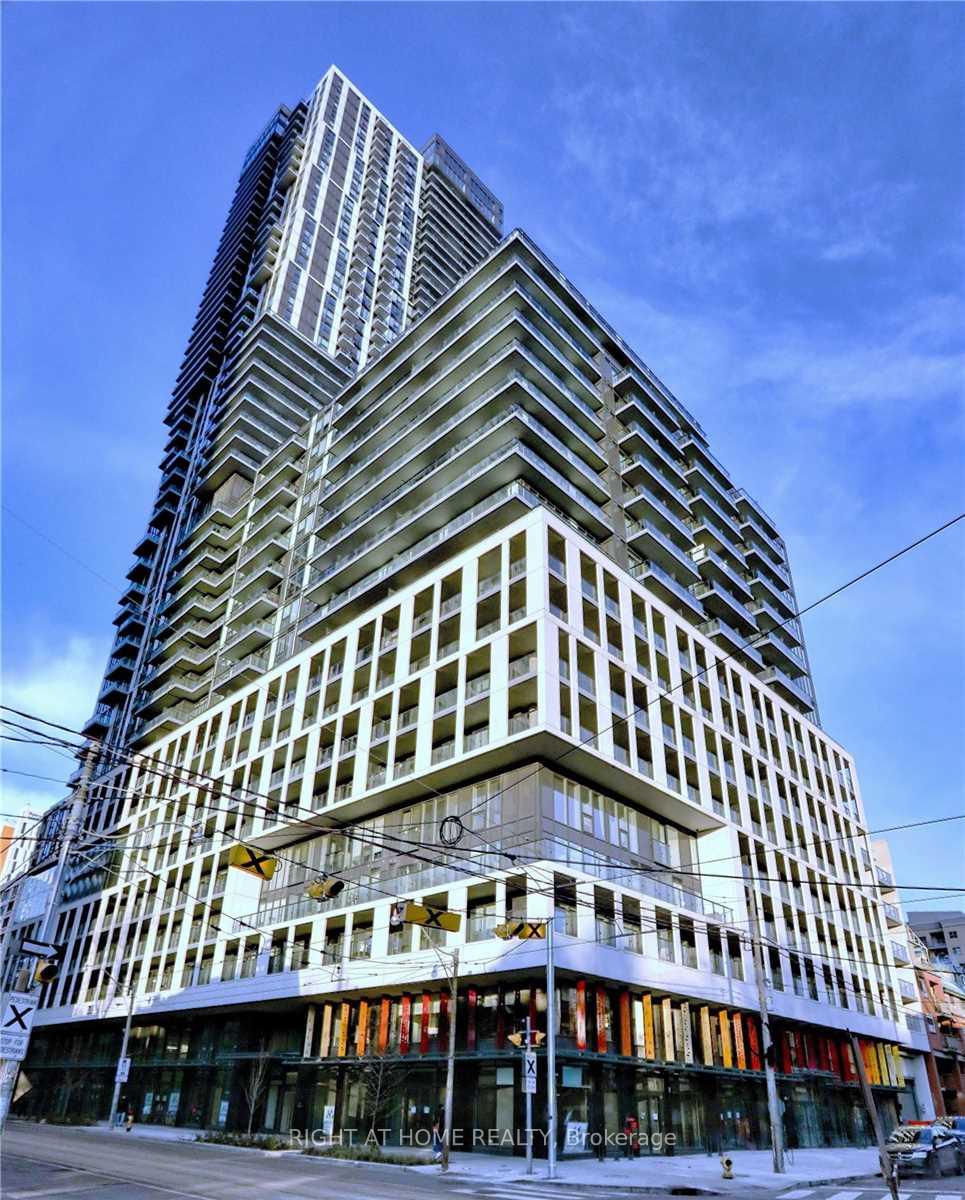 Front of Unit 2005, 251 Jarvis Street E