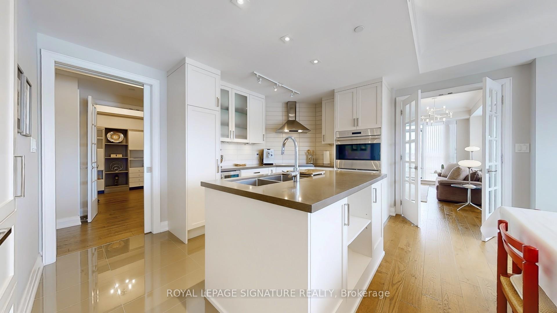 Photo 11 of Unit 305, 9 Stollery Pond Crescent, Markham, Angus Glen — HOMEH