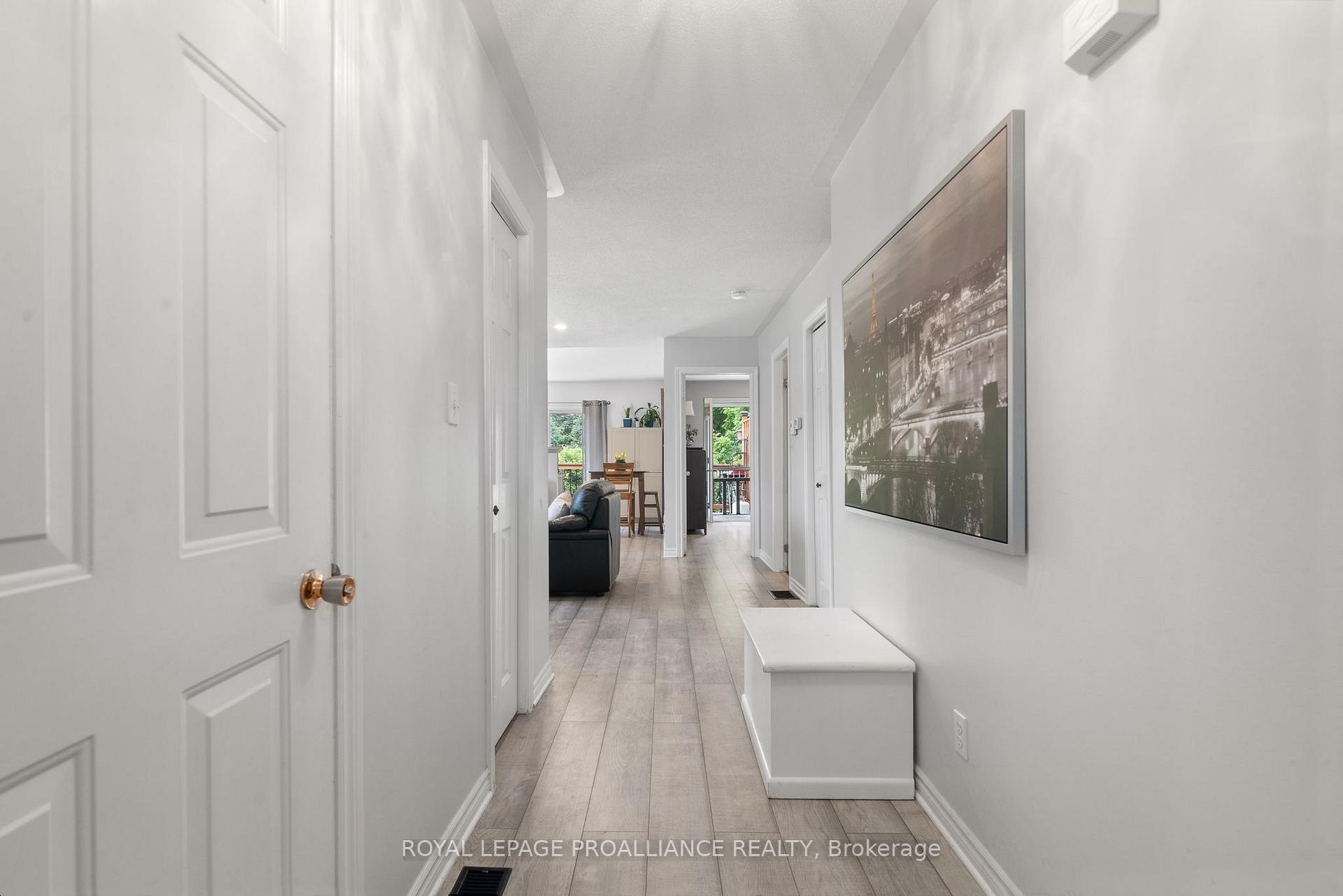 Photo 7 of 117 St. James Street, Stirling-Rawdon, Stirling Ward — HOMEH