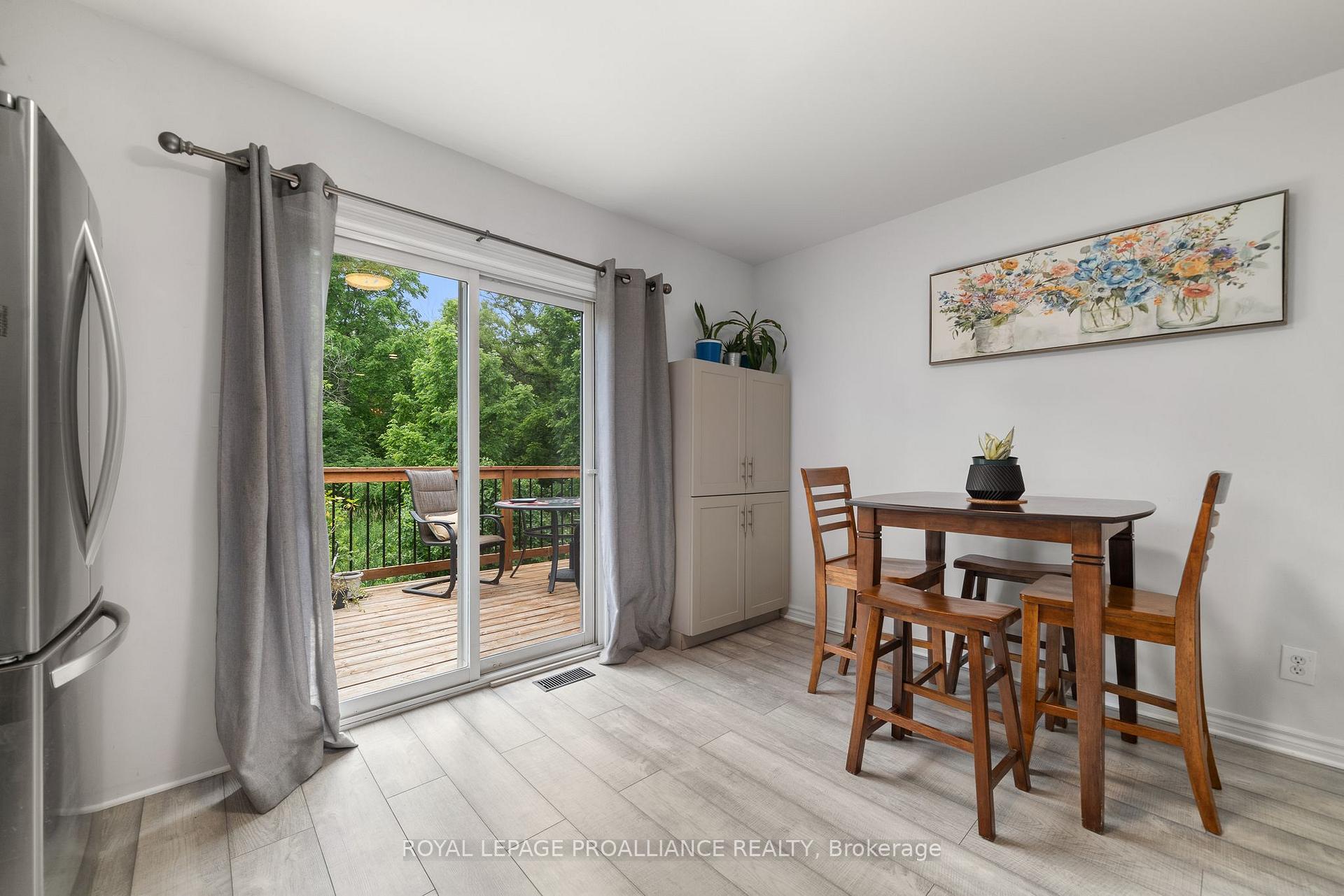 Photo 15 of 117 St. James Street, Stirling-Rawdon, Stirling Ward — HOMEH