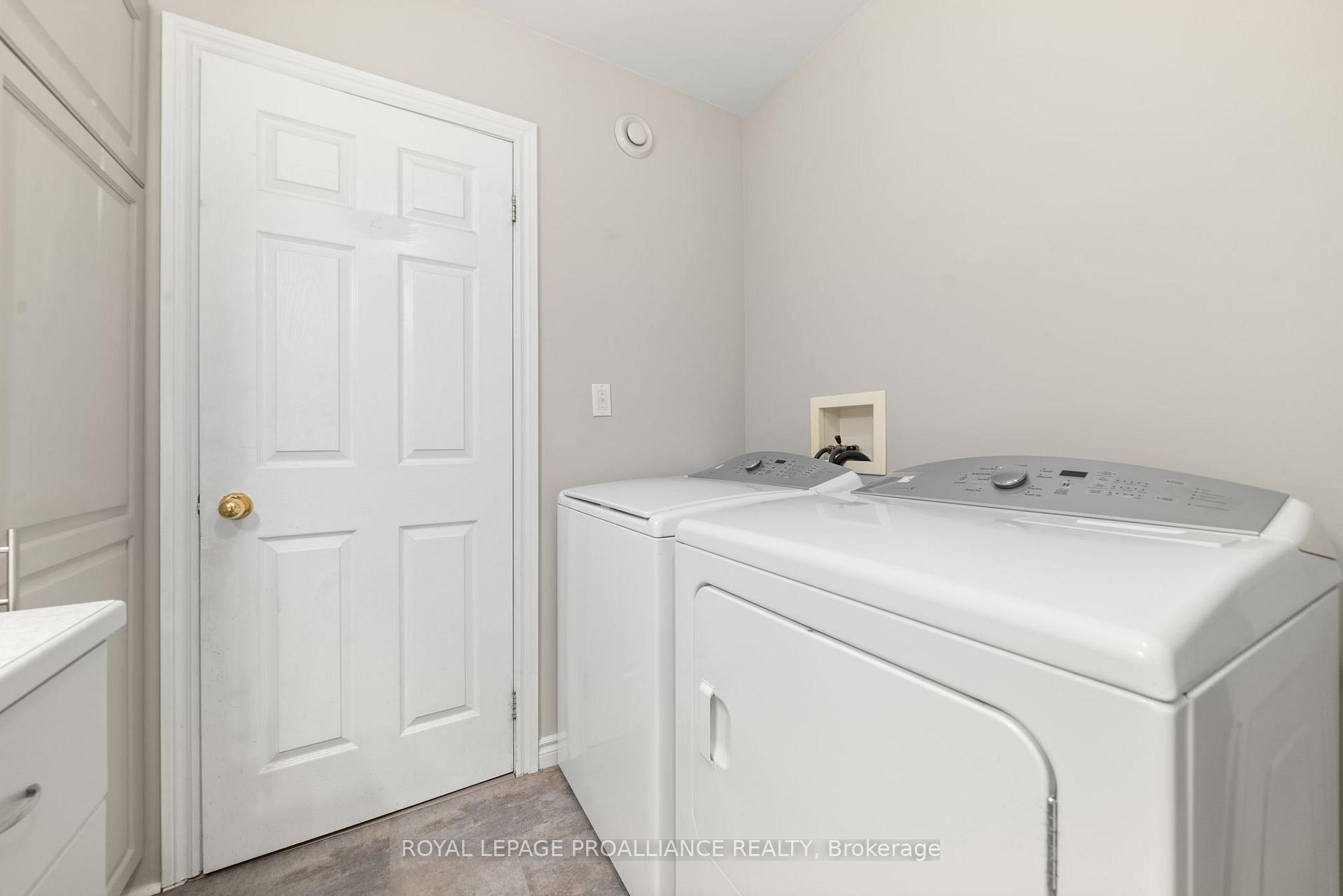 Photo 21 of 117 St. James Street, Stirling-Rawdon, Stirling Ward — HOMEH