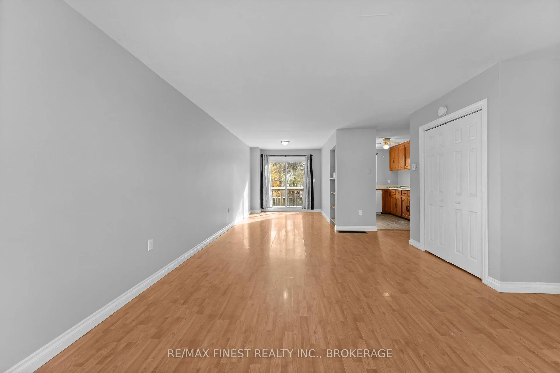Photo 4 of Unit 15, 27 Addington Street, Loyalist, Amherstview — HOMEH