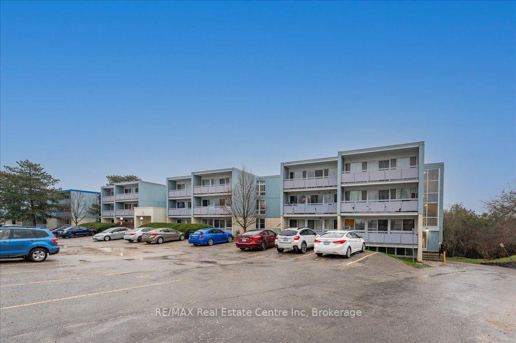 Photo 2 of Unit 304, 91 Conroy Crescent, Guelph, Dovercliffe Park/Old University — HOMEH