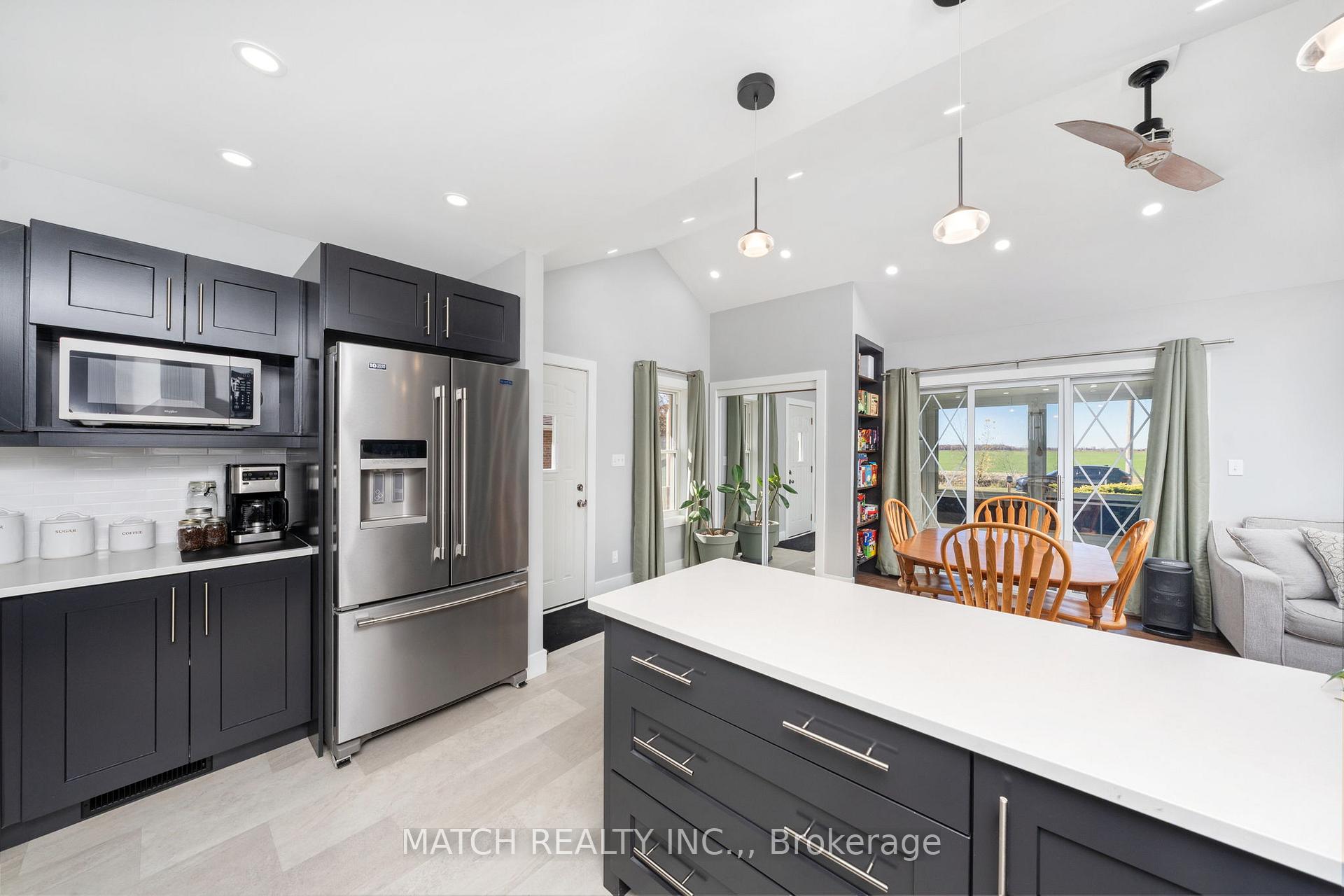 Photo 6 of 1386 Oakdale Road, Dawn-Euphemia, Dawn Euphemia — HOMEH