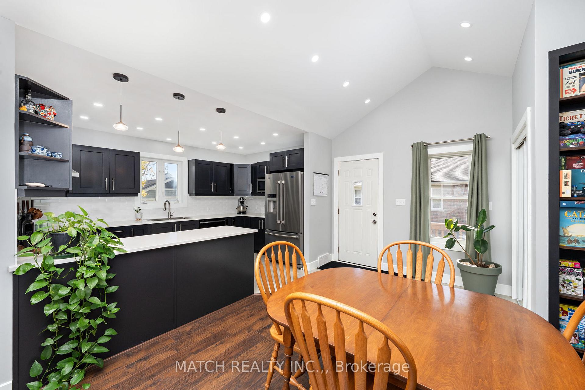 Photo 7 of 1386 Oakdale Road, Dawn-Euphemia, Dawn Euphemia — HOMEH