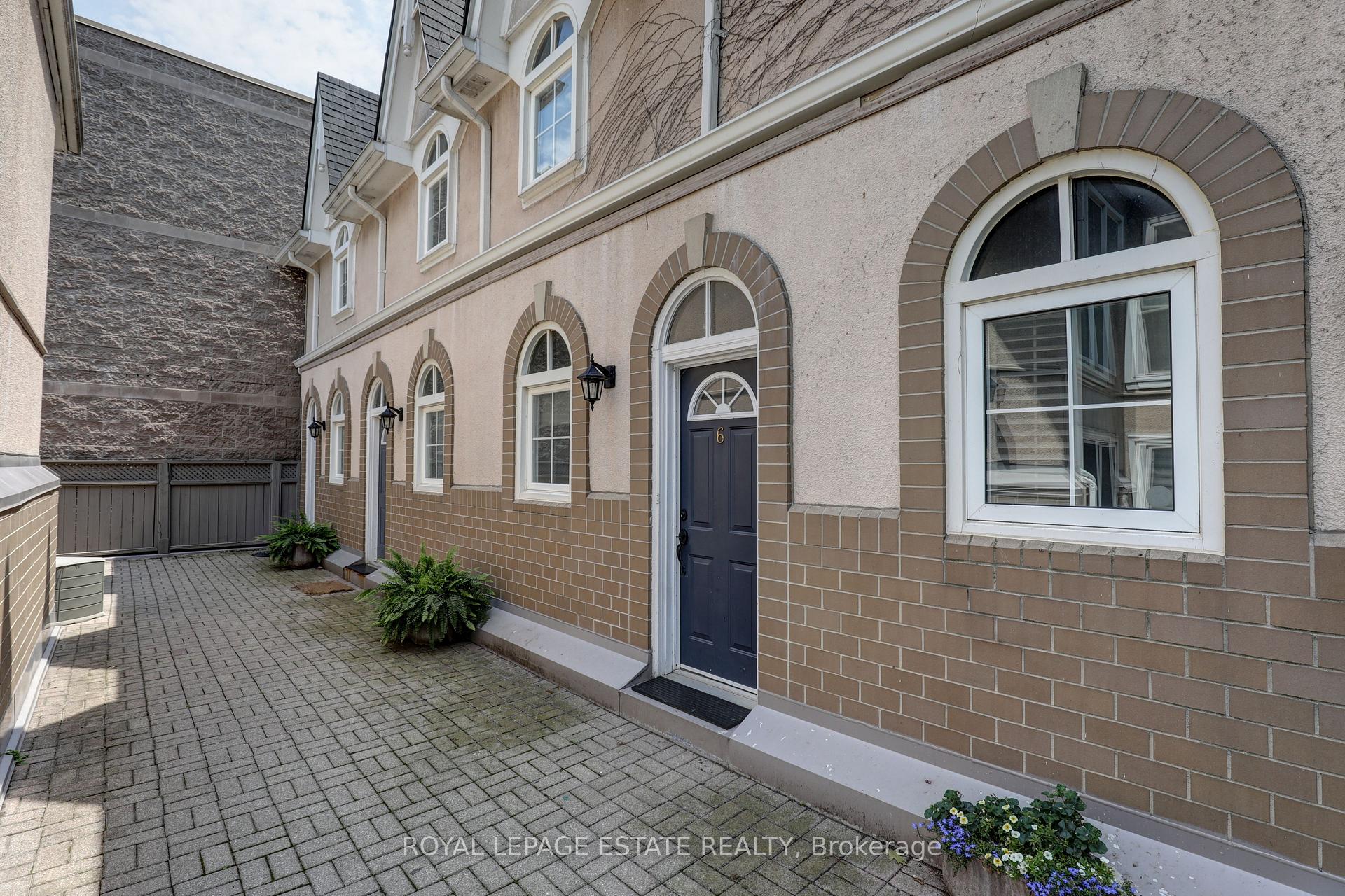Photo 1 of Unit 8, 2357 Queen Street E, Toronto, The Beaches — HOMEH
