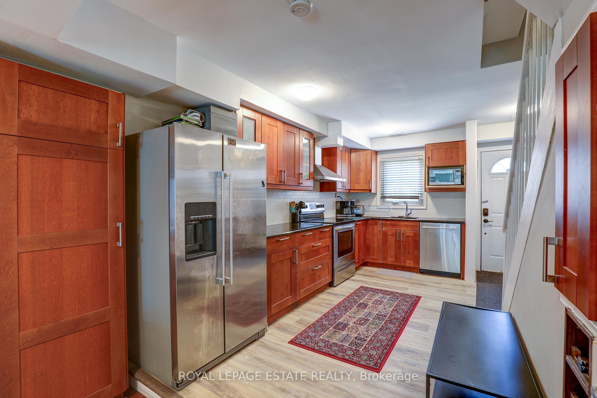 Photo 5 of Unit 8, 2357 Queen Street E, Toronto, The Beaches — HOMEH