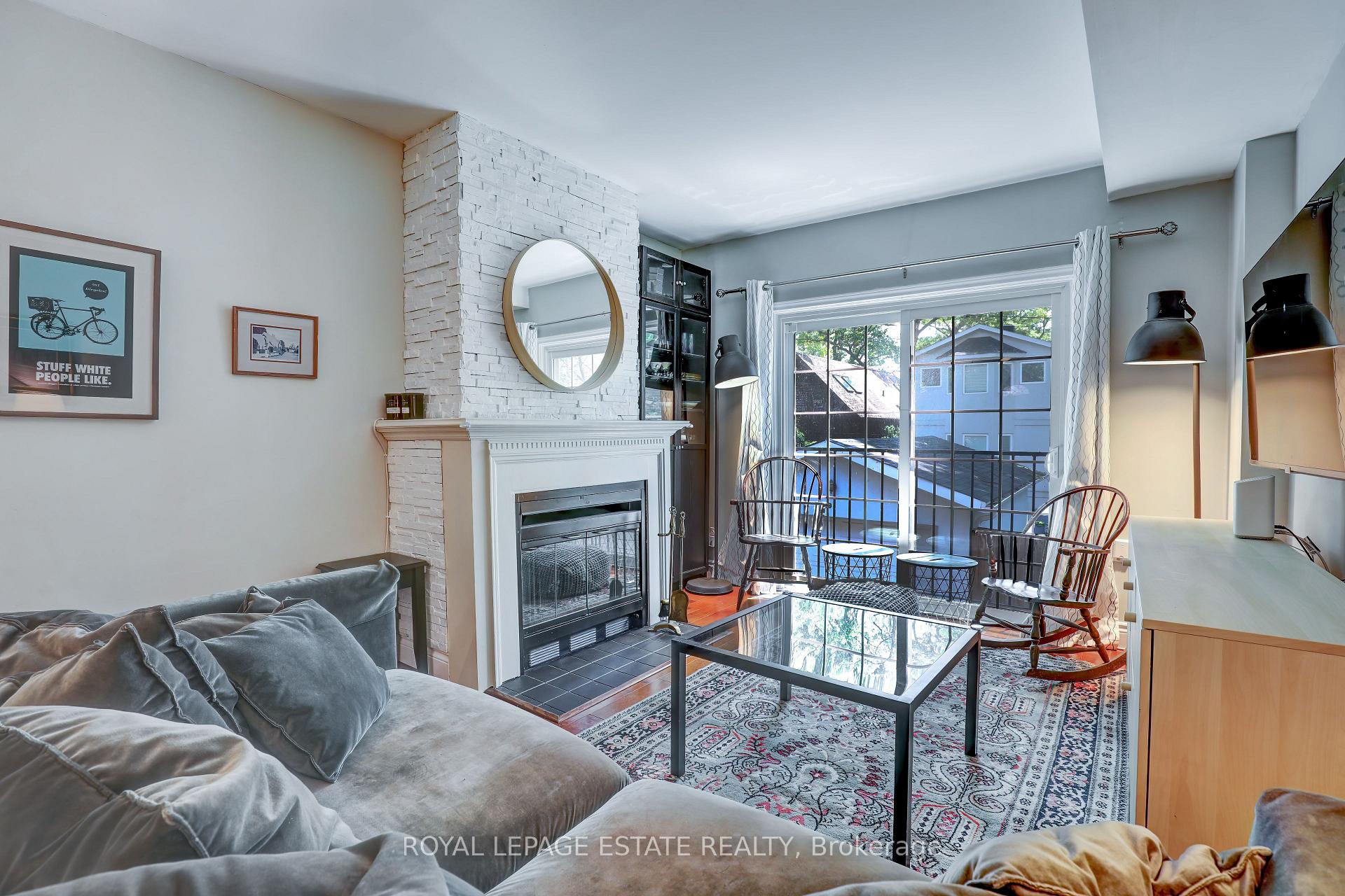 Photo 10 of Unit 8, 2357 Queen Street E, Toronto, The Beaches — HOMEH