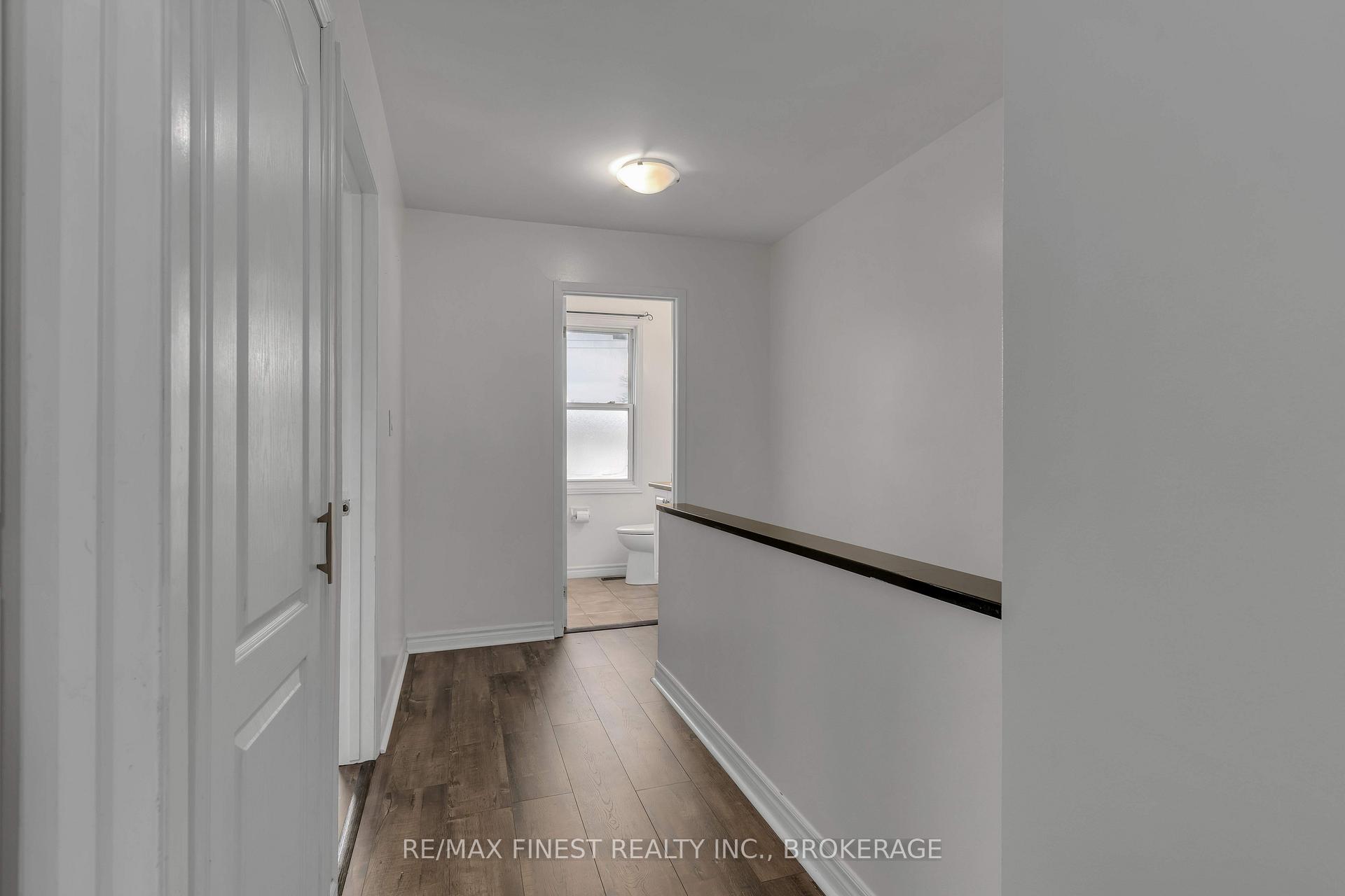 Photo 19 of 950 Oakview Avenue, Kingston, South of Taylor-Kidd Blvd — HOMEH