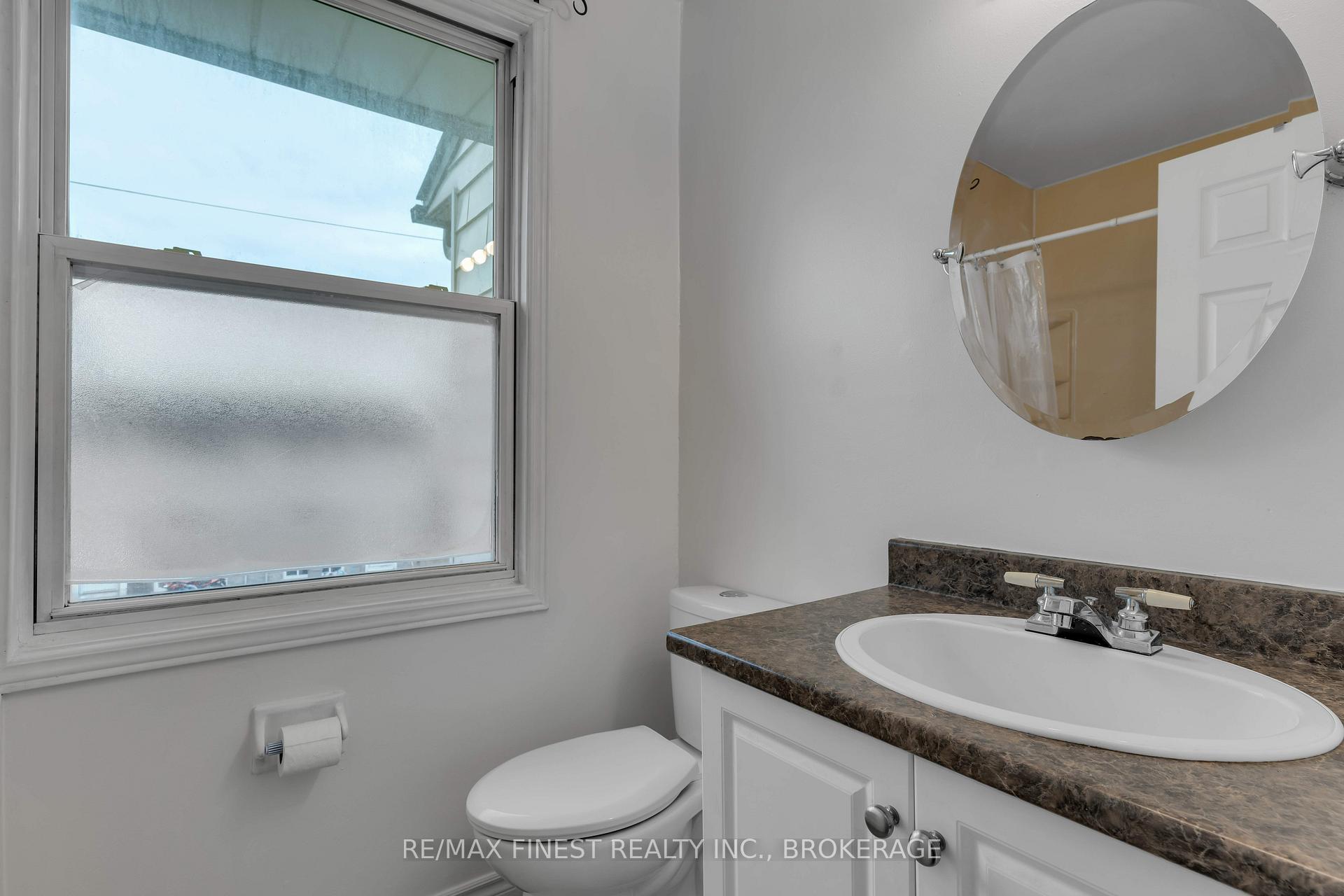 Photo 20 of 950 Oakview Avenue, Kingston, South of Taylor-Kidd Blvd — HOMEH