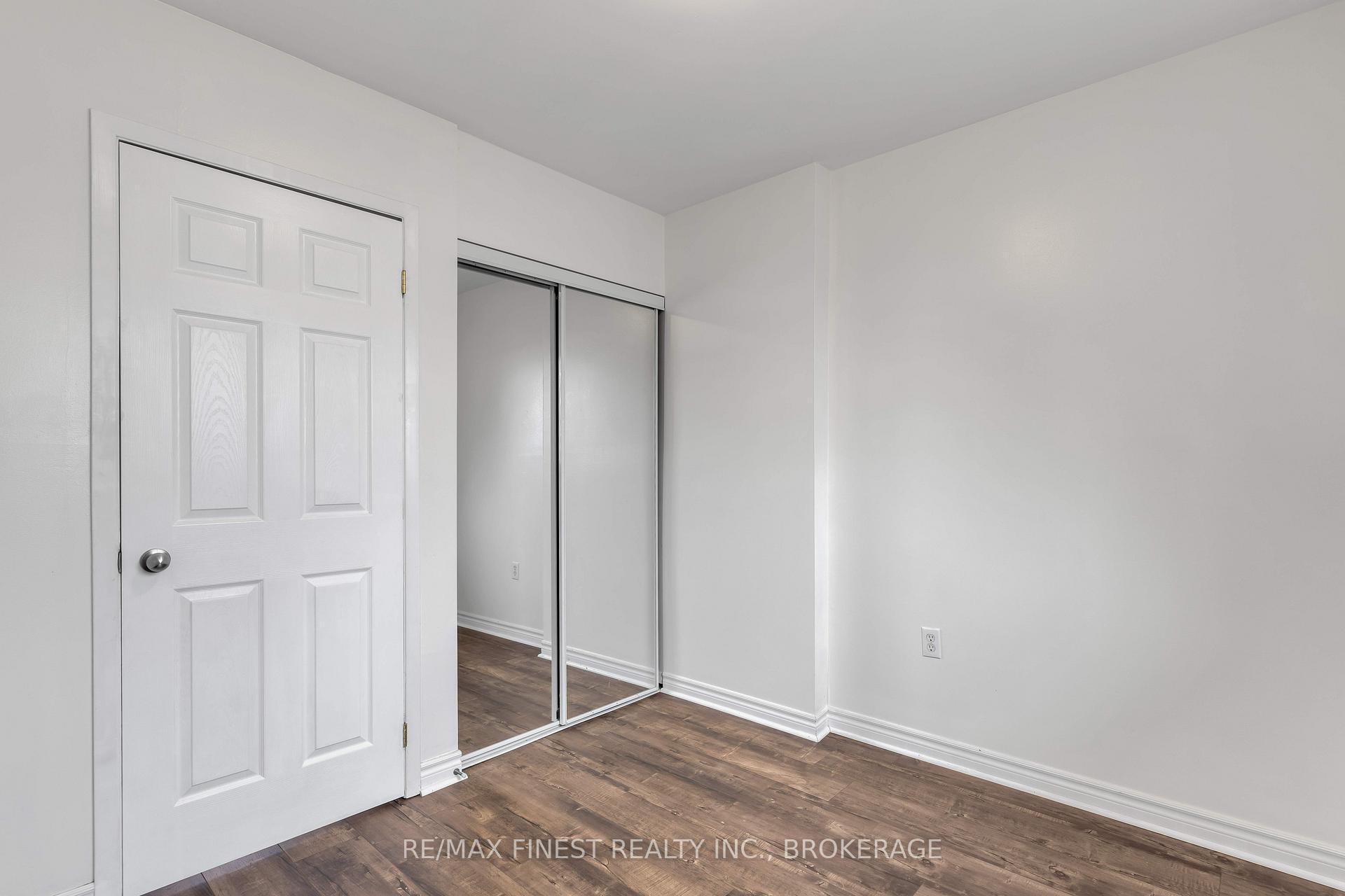 Photo 27 of 950 Oakview Avenue, Kingston, South of Taylor-Kidd Blvd — HOMEH