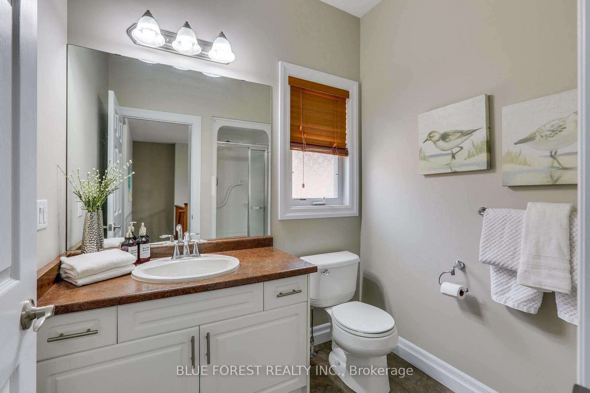 Photo 6 of Unit 8, 10 Foxhollow Drive, Thames Centre, Dorchester — HOMEH