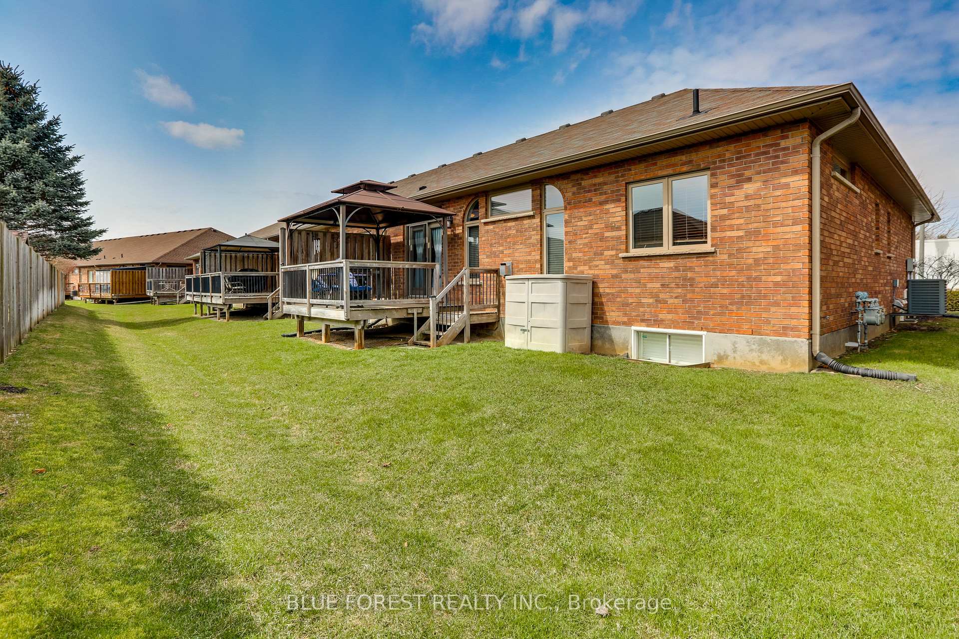 Photo 25 of Unit 8, 10 Foxhollow Drive, Thames Centre, Dorchester — HOMEH