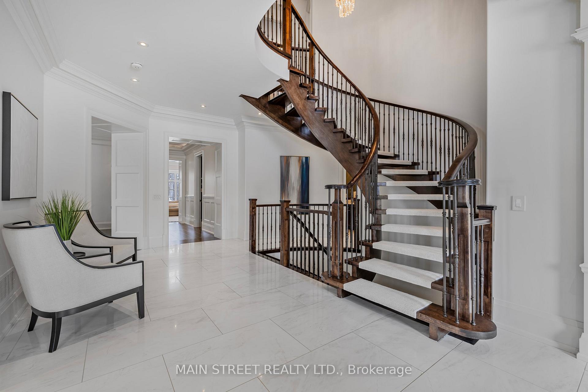 Photo 3 of 136 Hillview Road, Aurora, Aurora Village — HOMEH