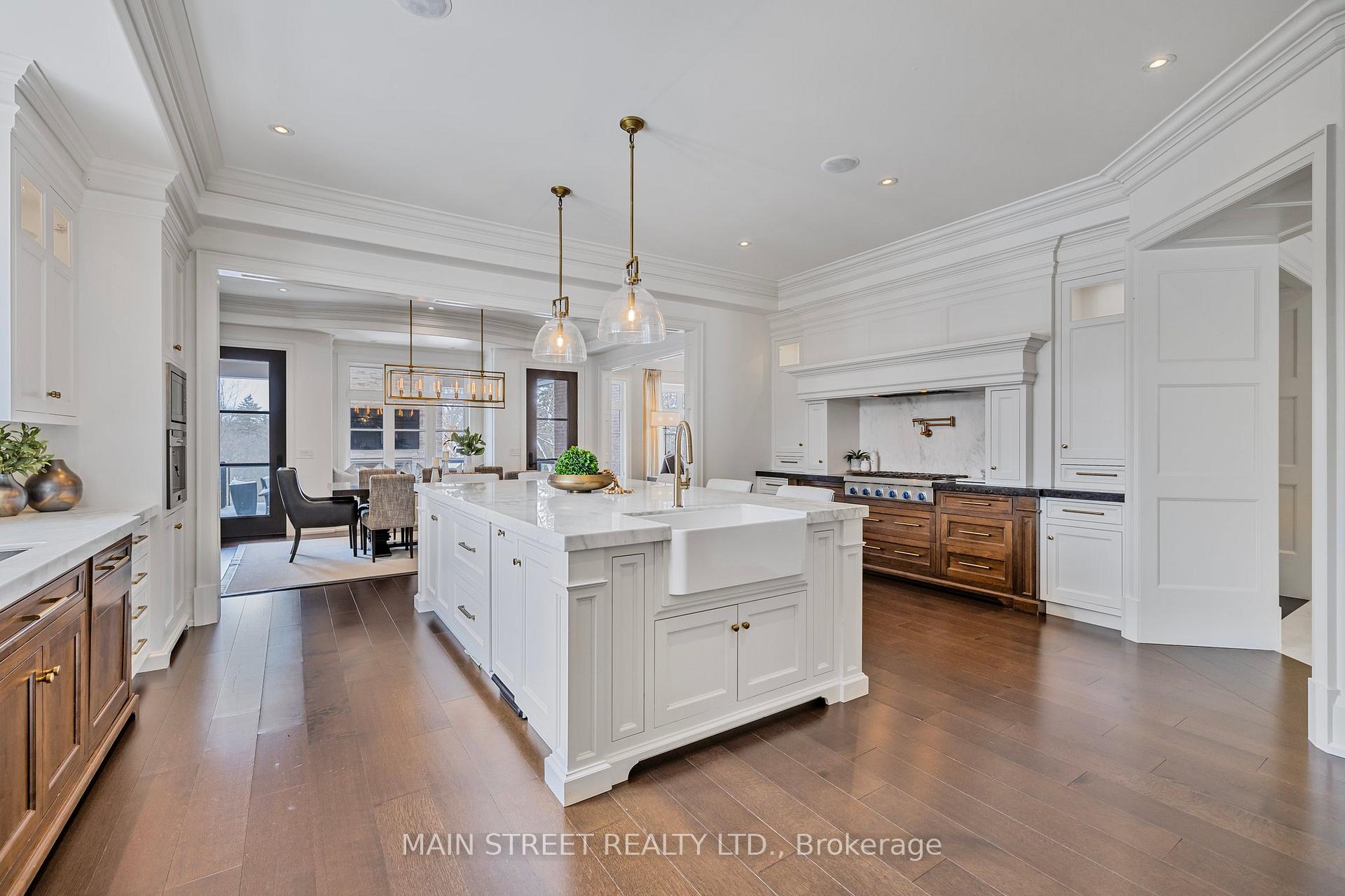 Photo 7 of 136 Hillview Road, Aurora, Aurora Village — HOMEH