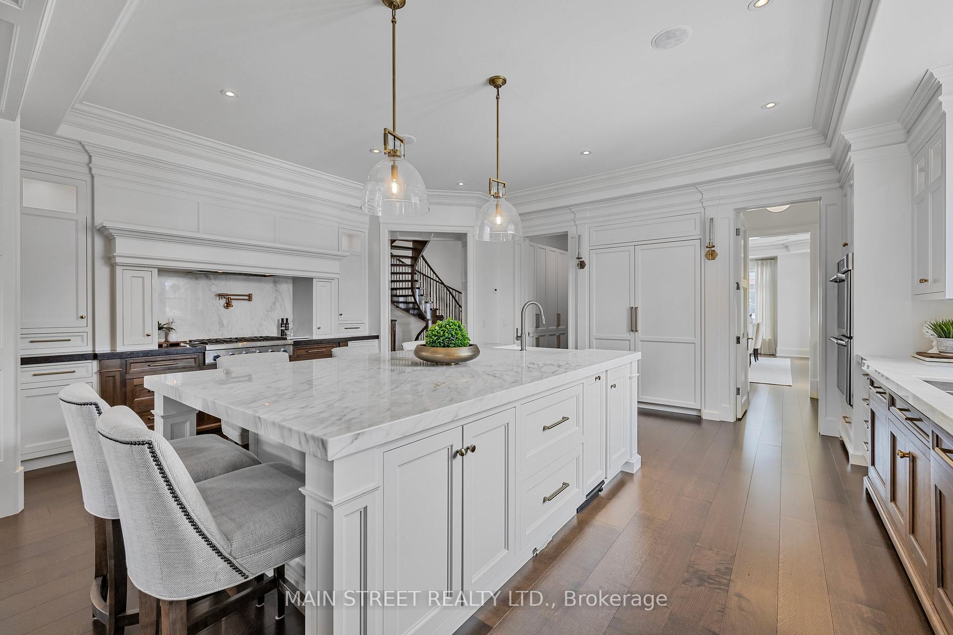 Photo 8 of 136 Hillview Road, Aurora, Aurora Village — HOMEH