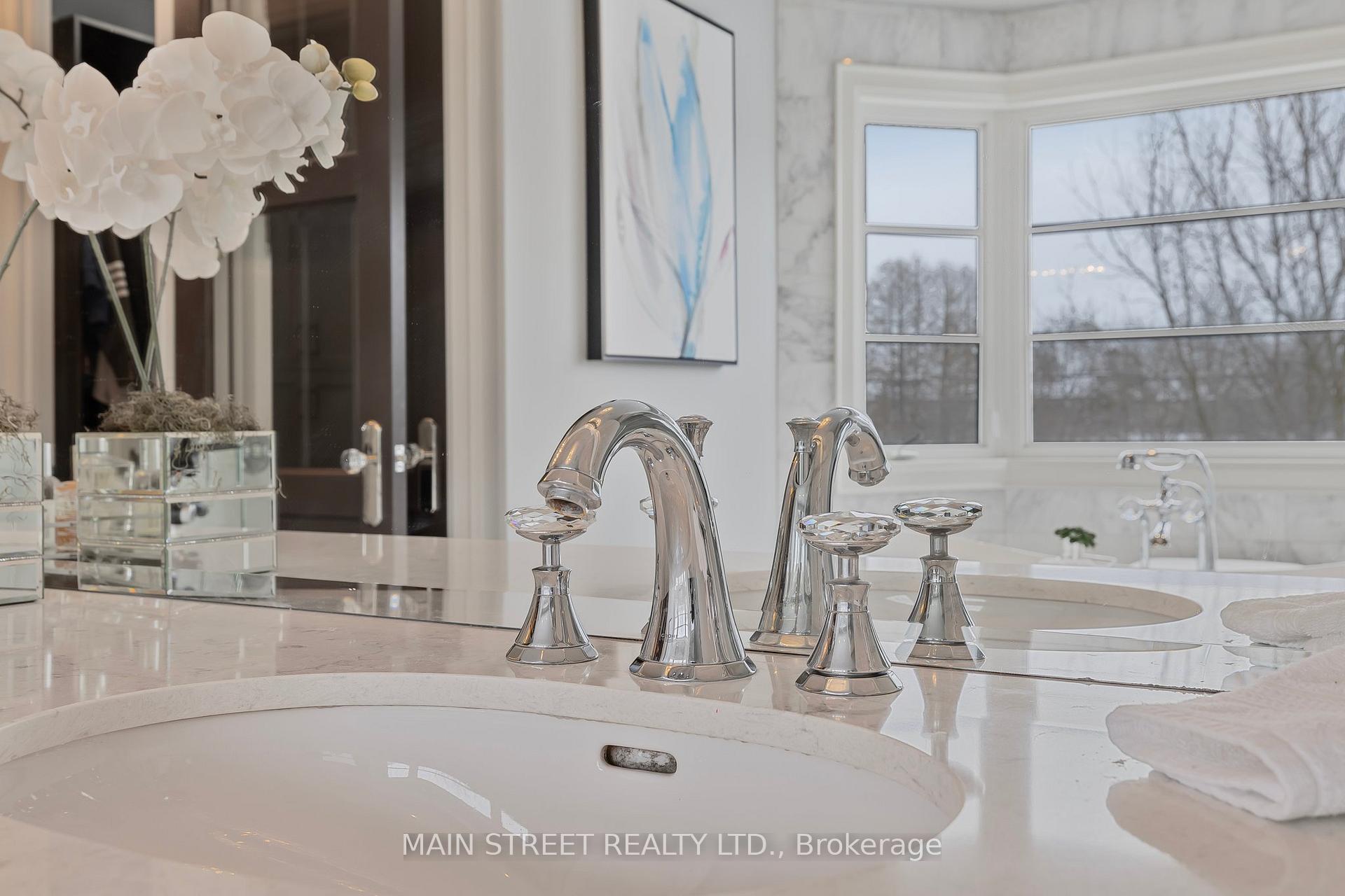 Photo 25 of 136 Hillview Road, Aurora, Aurora Village — HOMEH