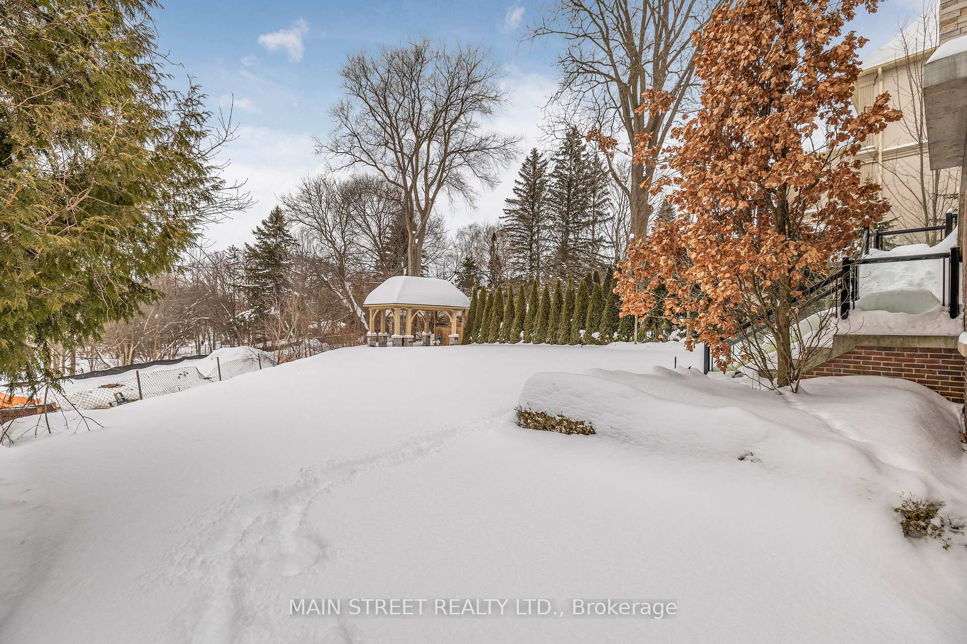 Photo 37 of 136 Hillview Road, Aurora, Aurora Village — HOMEH