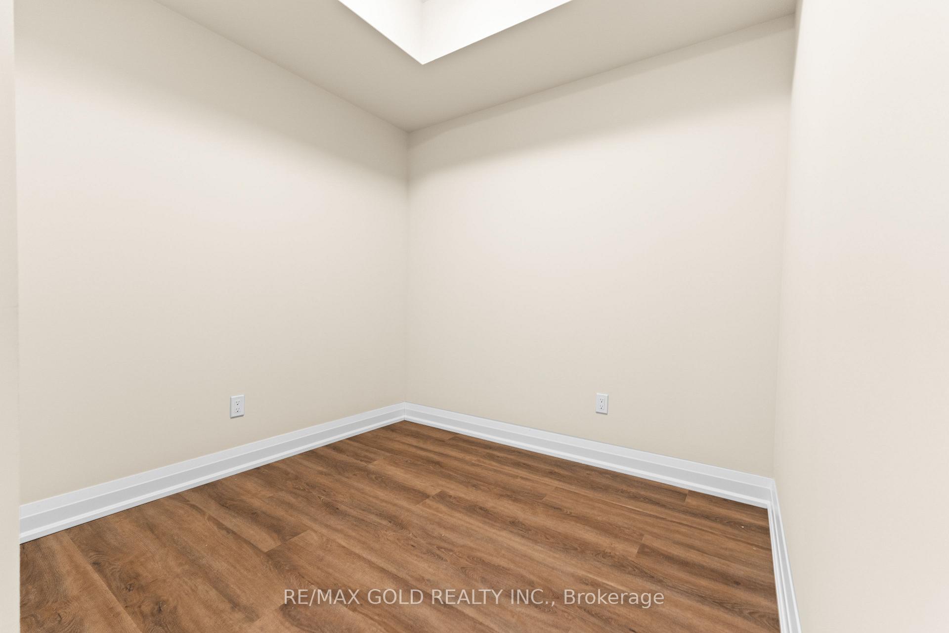 Photo 9 of Unit 401, 118 Summersides Boulevard, Pelham, Fonthill — HOMEH