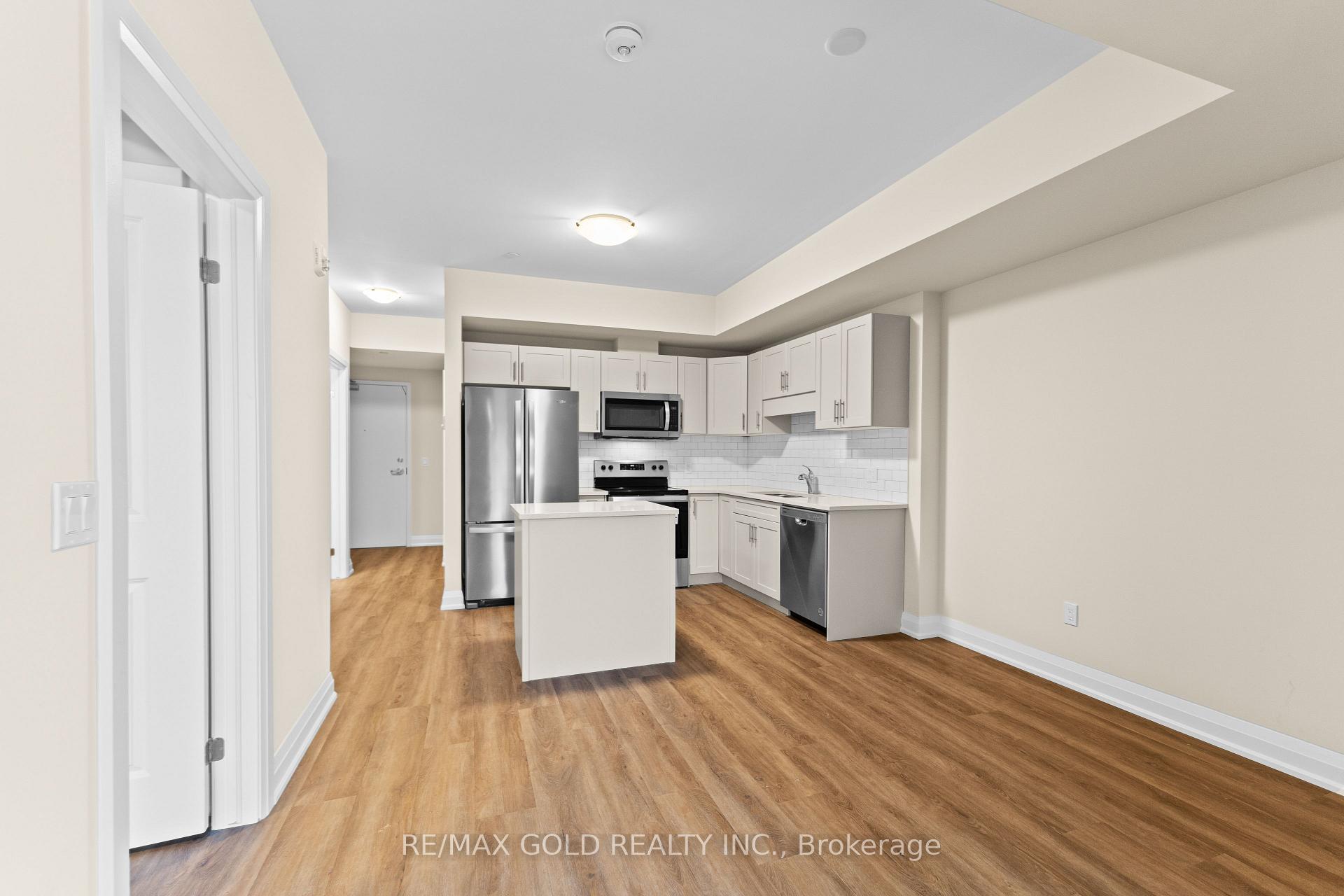 Photo 11 of Unit 401, 118 Summersides Boulevard, Pelham, Fonthill — HOMEH