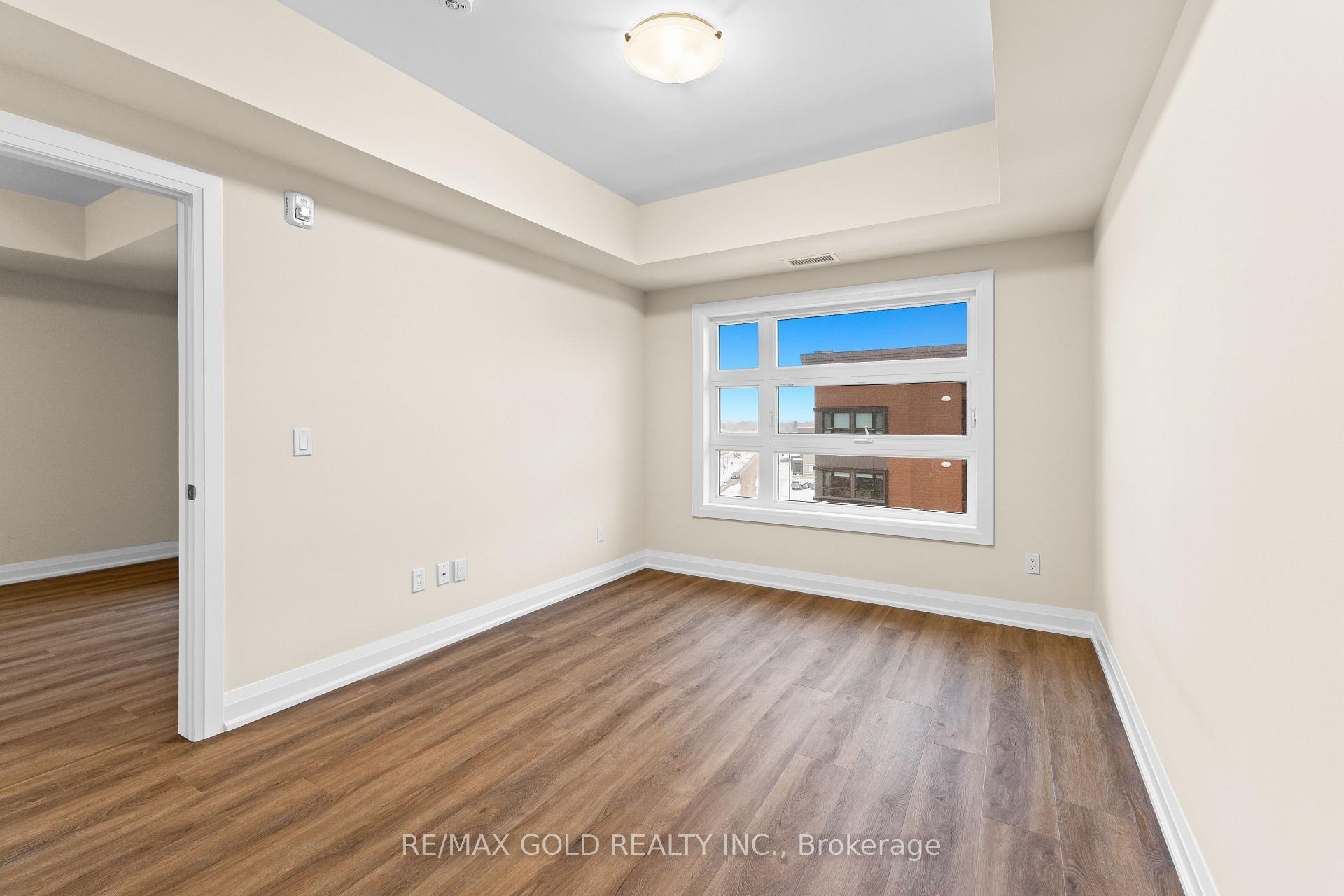 Photo 12 of Unit 401, 118 Summersides Boulevard, Pelham, Fonthill — HOMEH