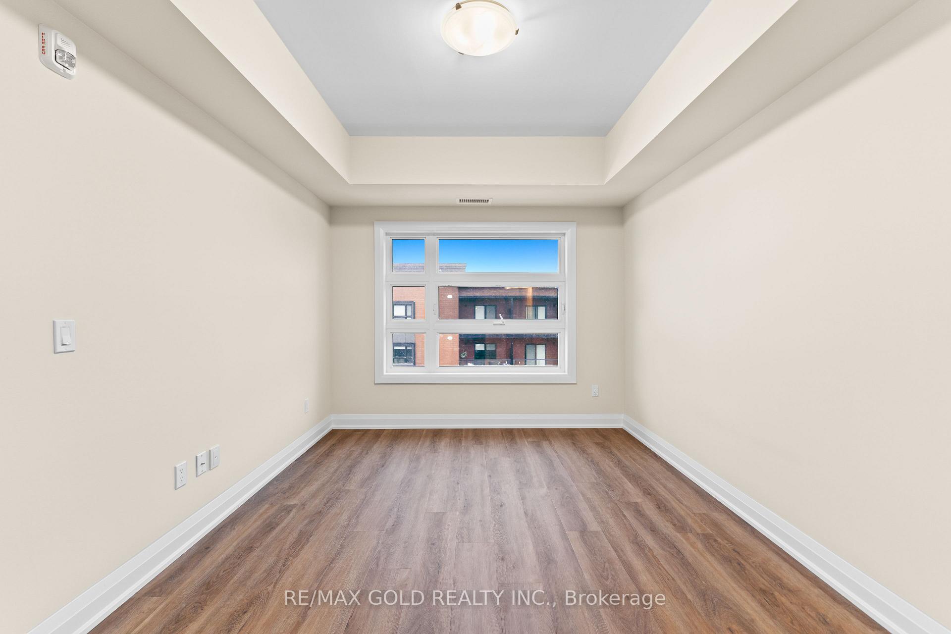 Photo 25 of Unit 401, 118 Summersides Boulevard, Pelham, Fonthill — HOMEH
