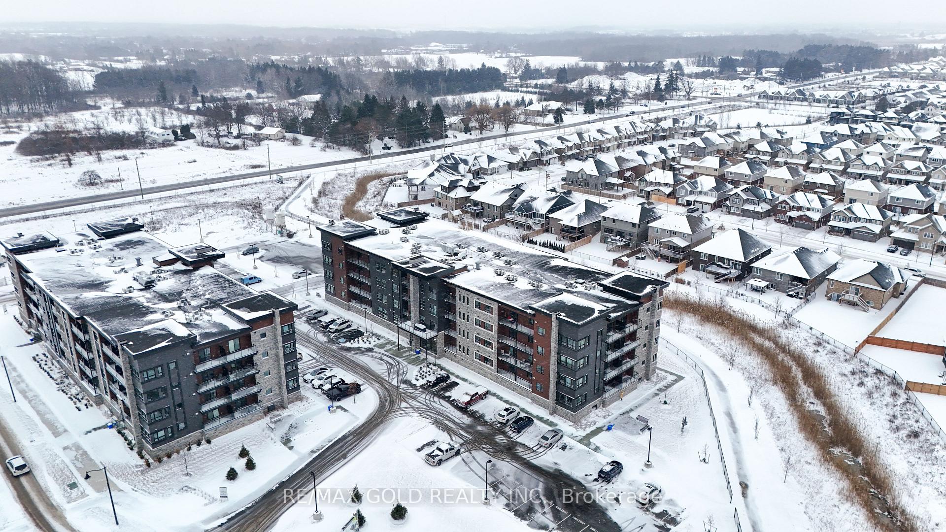 Photo 28 of Unit 401, 118 Summersides Boulevard, Pelham, Fonthill — HOMEH