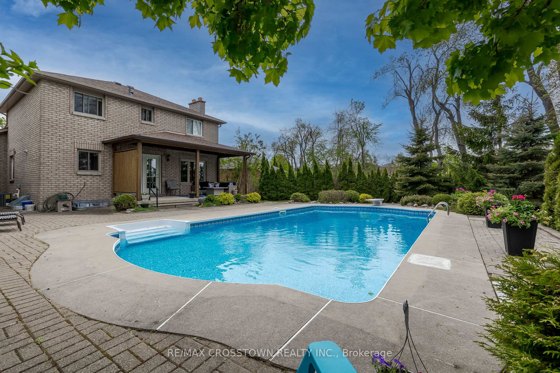 Front of 10 Nugent Court