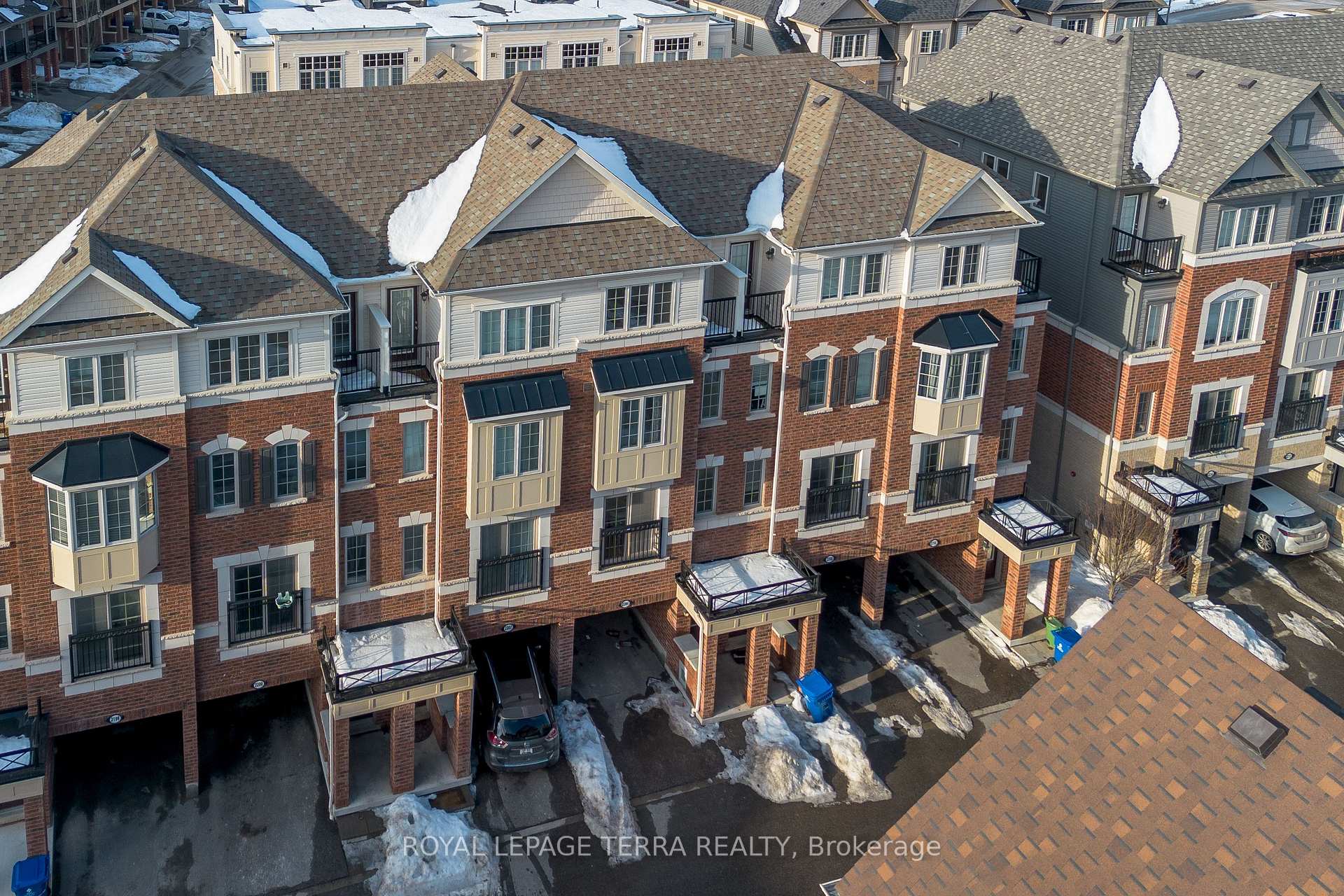 Photo 1 of 2204 Chevron Prince Path S, Oshawa, Windfields — HOMEH