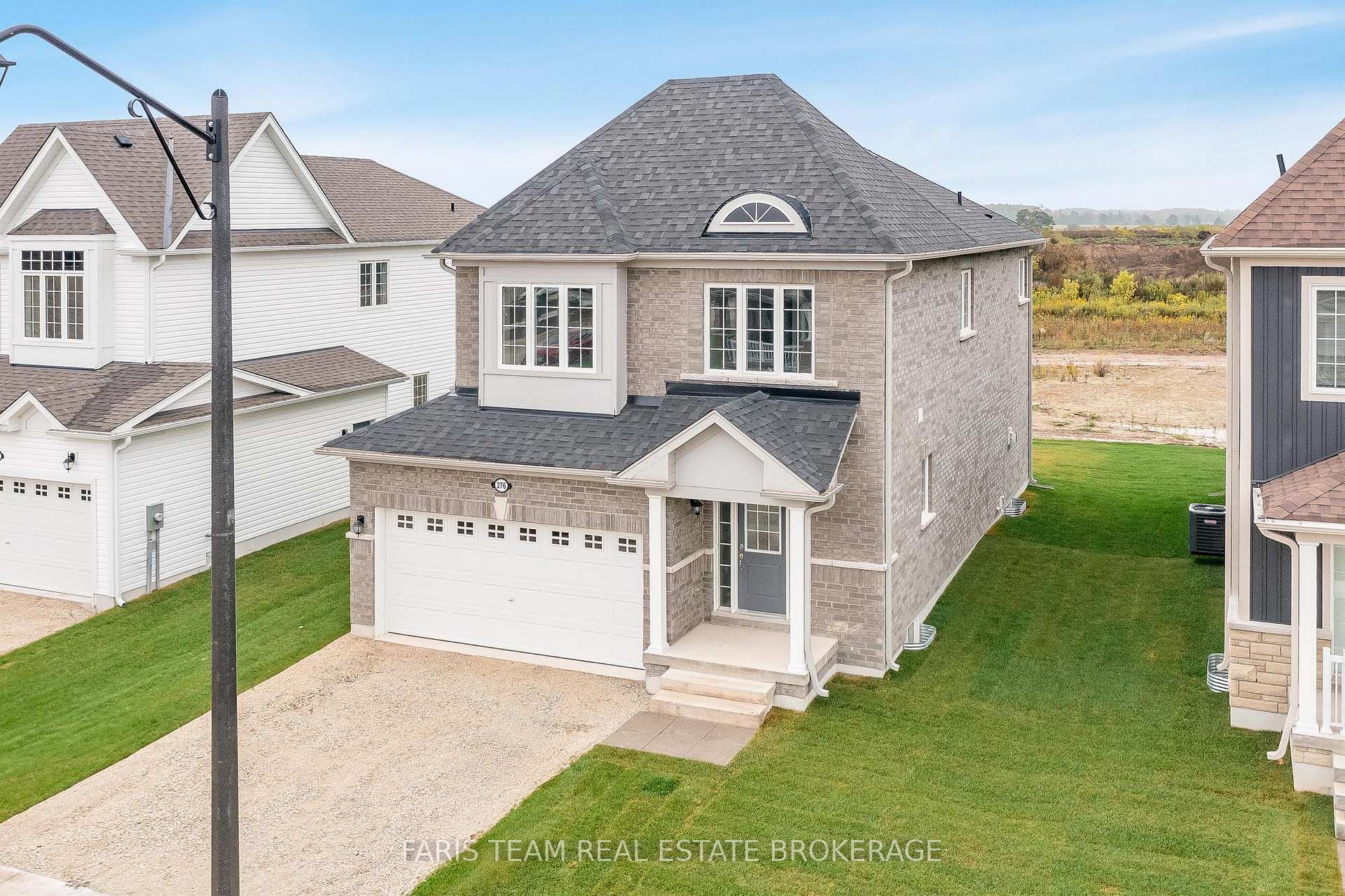 Photo 2 of 276 Springfield Crescent, Clearview, Stayner — HOMEH