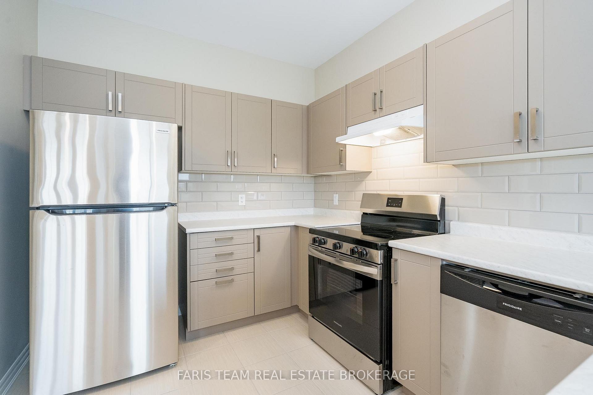 Photo 7 of 276 Springfield Crescent, Clearview, Stayner — HOMEH