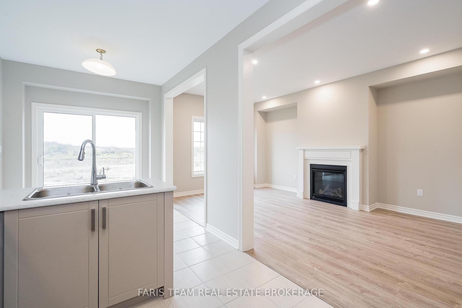 Photo 9 of 276 Springfield Crescent, Clearview, Stayner — HOMEH