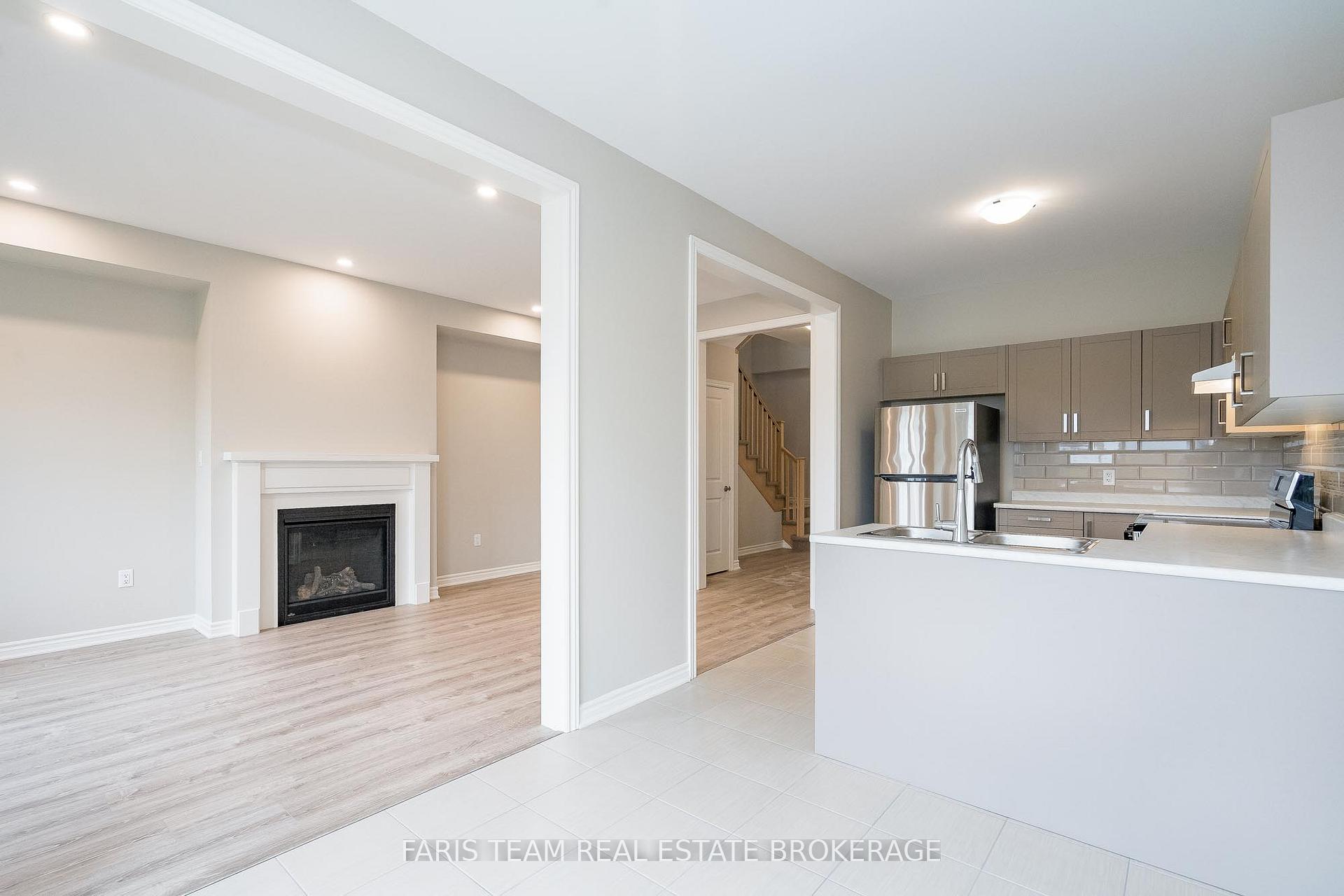 Photo 12 of 276 Springfield Crescent, Clearview, Stayner — HOMEH