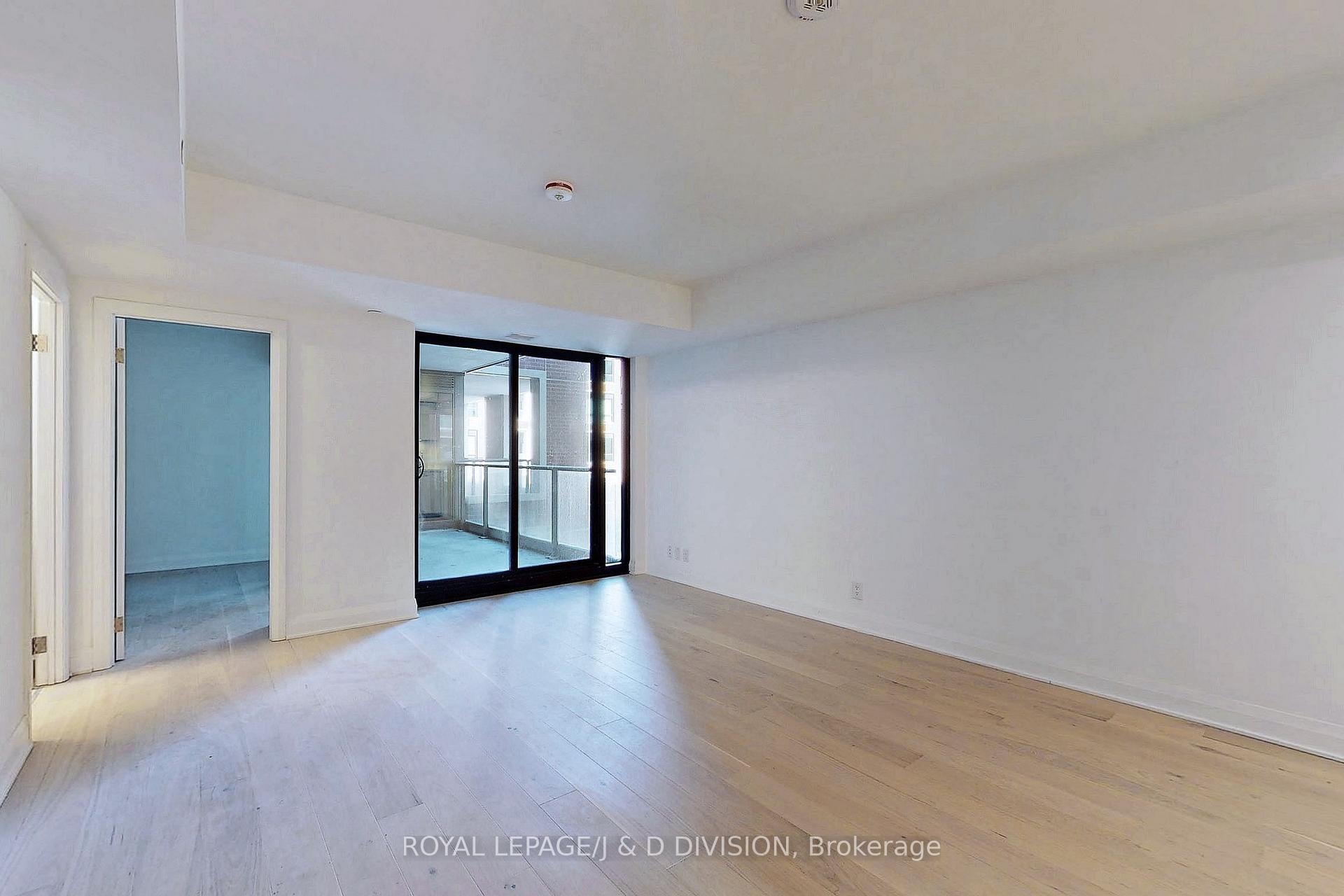 Photo 5 of Unit 401, 33 Frederick Todd Way, Toronto, Thorncliffe Park — HOMEH