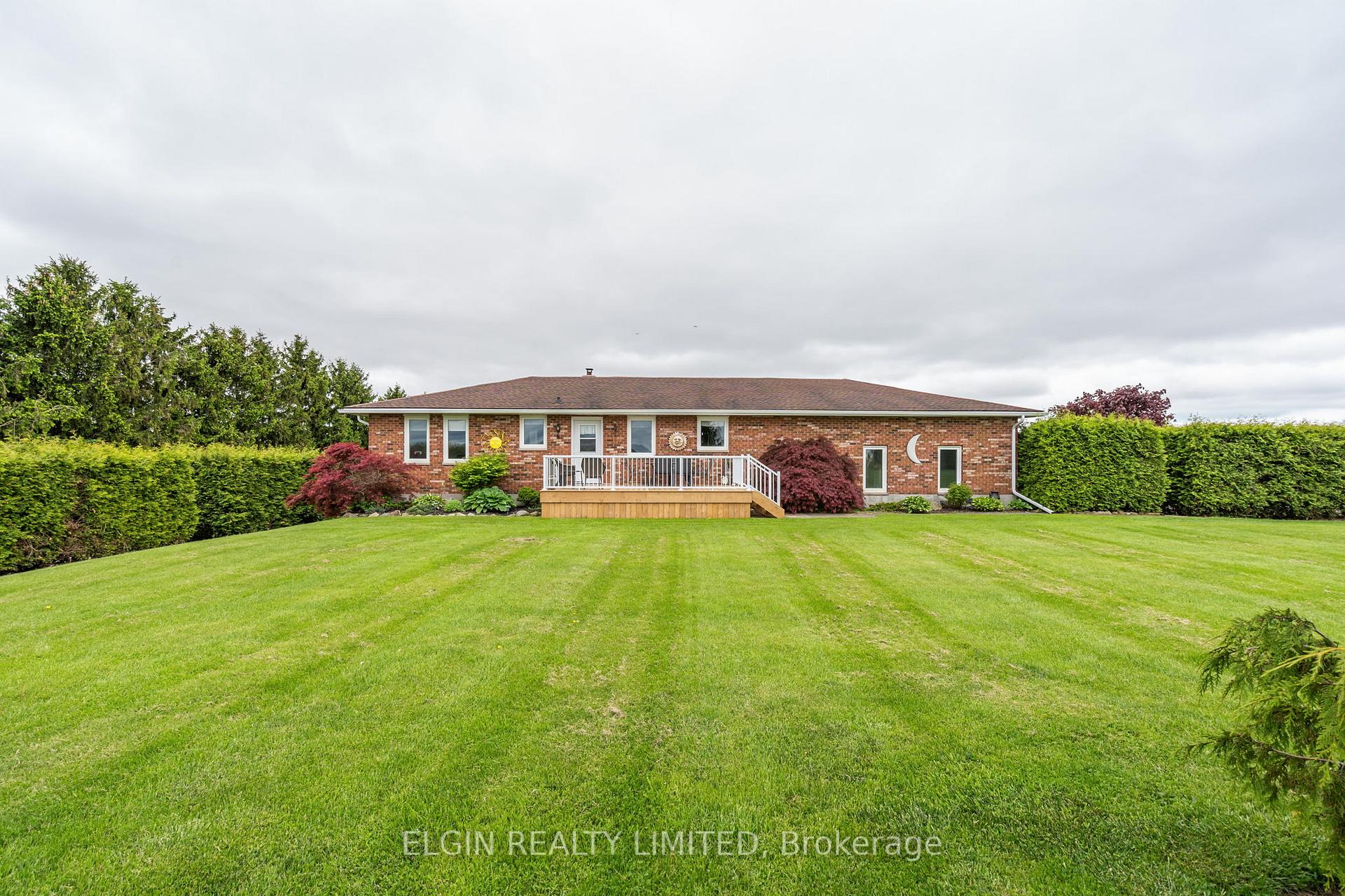 Photo 4 of 45587 Fruit Ridge Line, Central Elgin, Rural Central Elgin — HOMEH