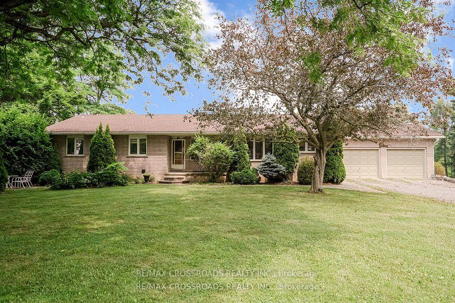Front of 2292 Baseline Road W