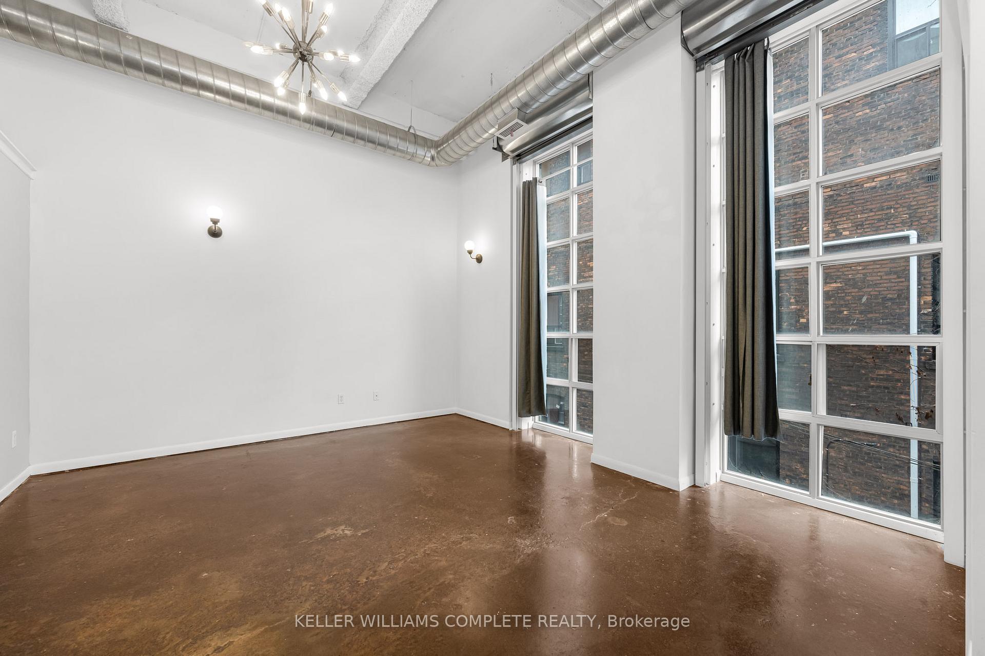 Photo 8 of Unit 304, 11 Rebecca Street, Hamilton, Beasley — HOMEH