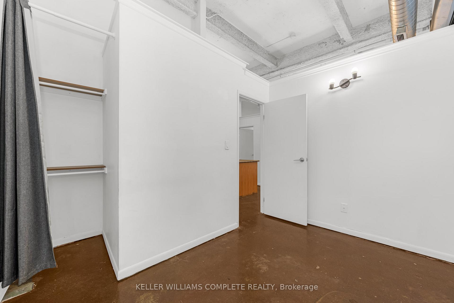 Photo 10 of Unit 304, 11 Rebecca Street, Hamilton, Beasley — HOMEH