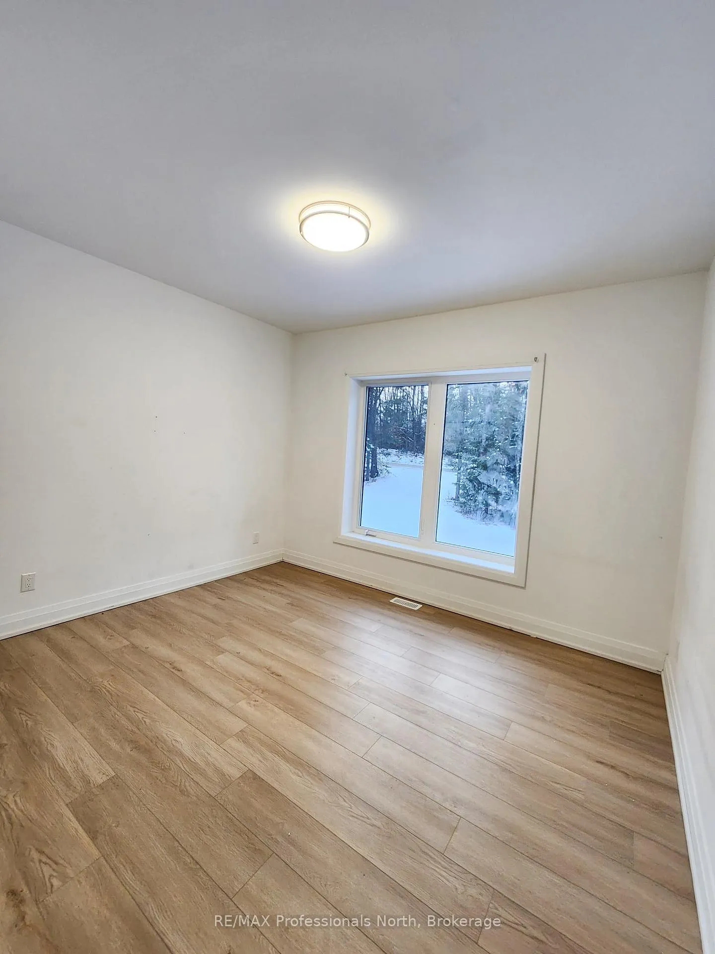 Photo 10 of 274 Echo Ridge Road, Kearney — HOMEH