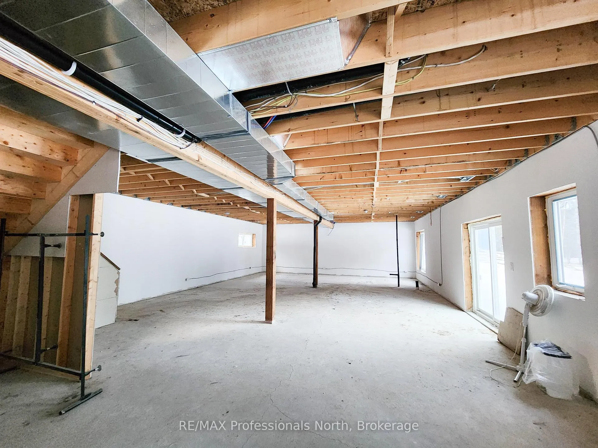 Photo 32 of 274 Echo Ridge Road, Kearney — HOMEH