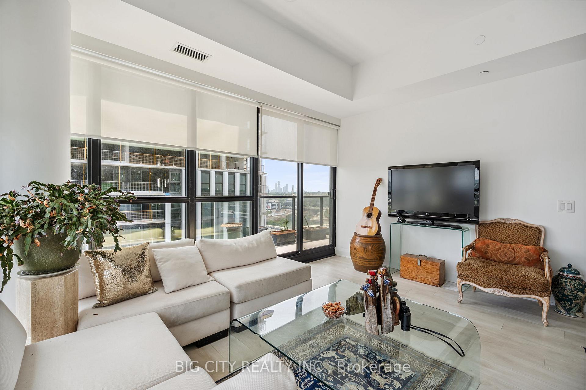 Photo 7 of Unit 1508, 33 Frederick Todd Way, Toronto, Thorncliffe Park — HOMEH