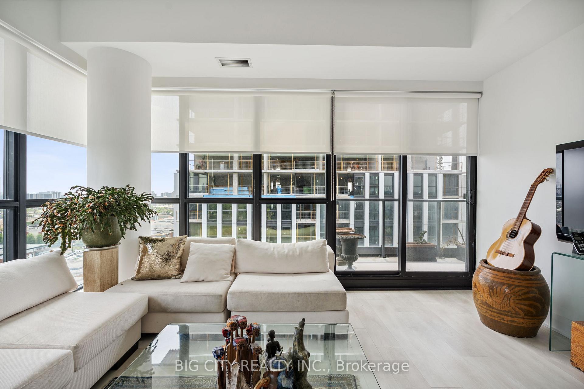 Photo 8 of Unit 1508, 33 Frederick Todd Way, Toronto, Thorncliffe Park — HOMEH