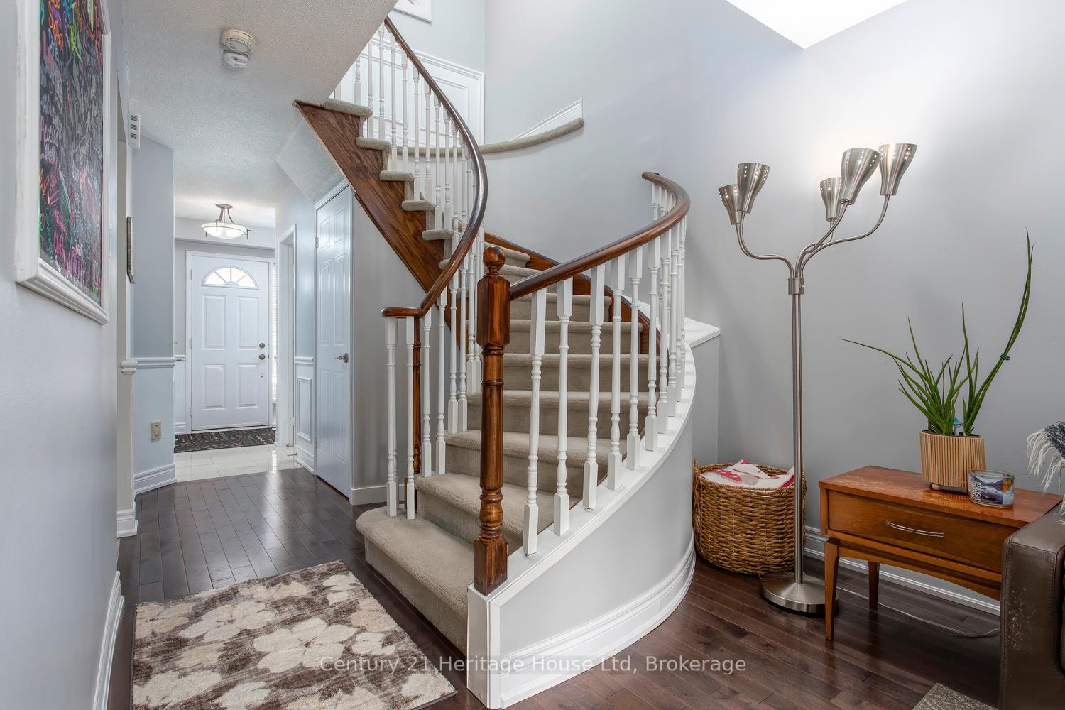 Photo 12 of Unit 133, 302 College Avenue W, Guelph, Dovercliffe Park/Old University — HOMEH