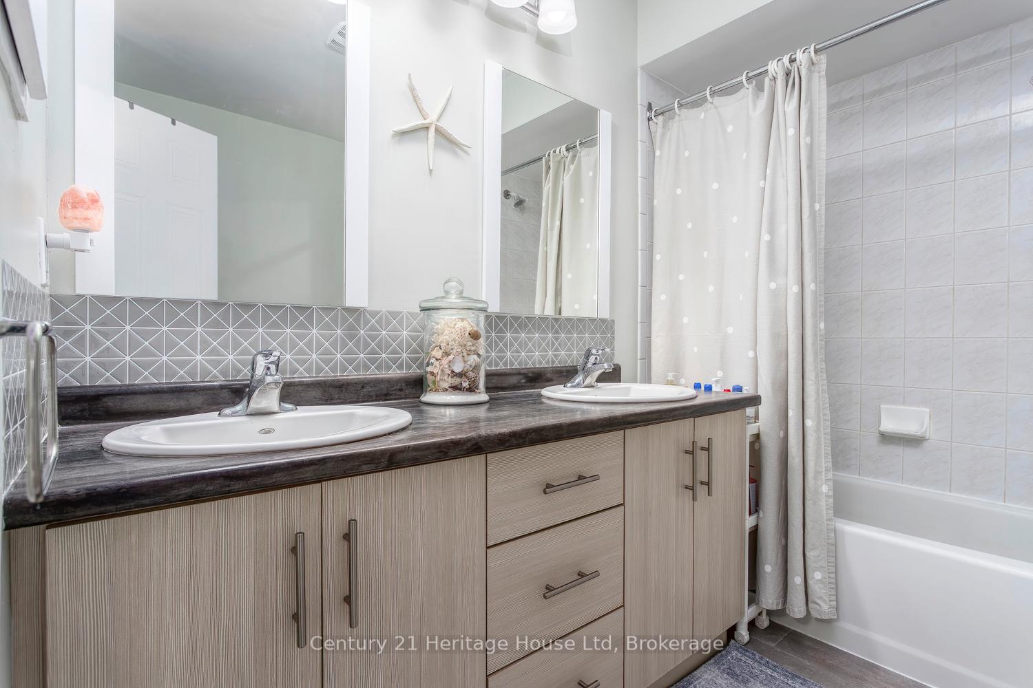 Photo 22 of Unit 133, 302 College Avenue W, Guelph, Dovercliffe Park/Old University — HOMEH