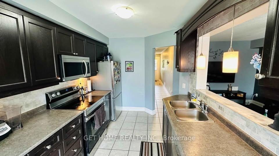 Photo 7 of 101 Cornish Drive, Clarington, Courtice — HOMEH