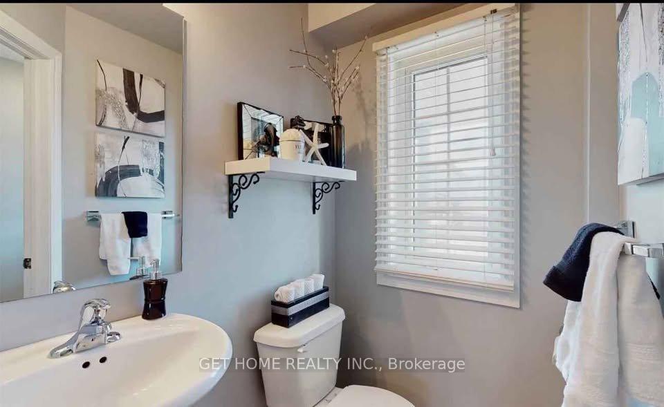 Photo 10 of 101 Cornish Drive, Clarington, Courtice — HOMEH