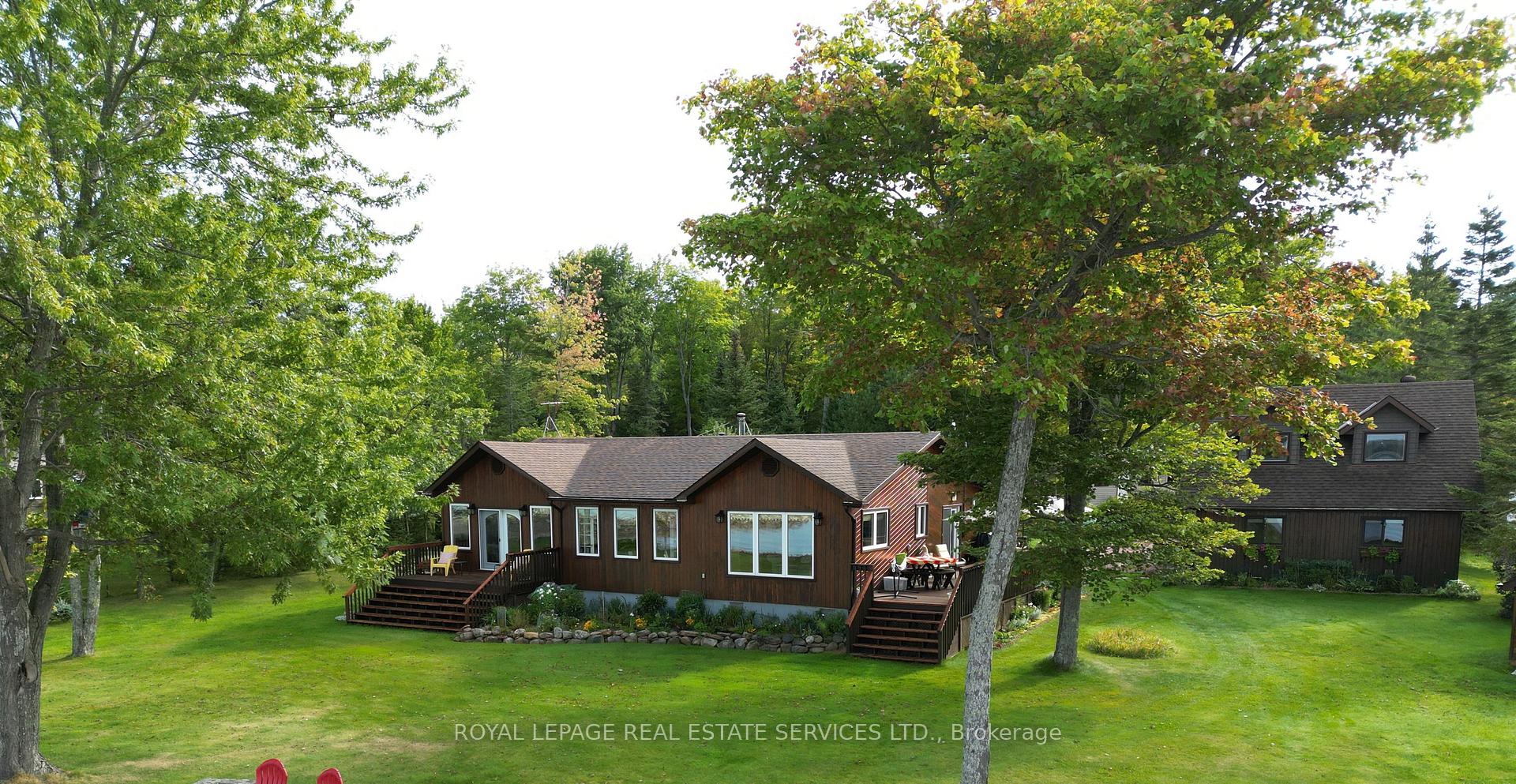 Photo 1 of 525 Riverside Drive, St. Joseph — HOMEH